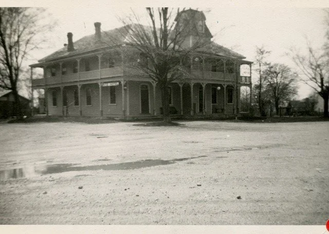 Cat_1940_Ritz.jpg