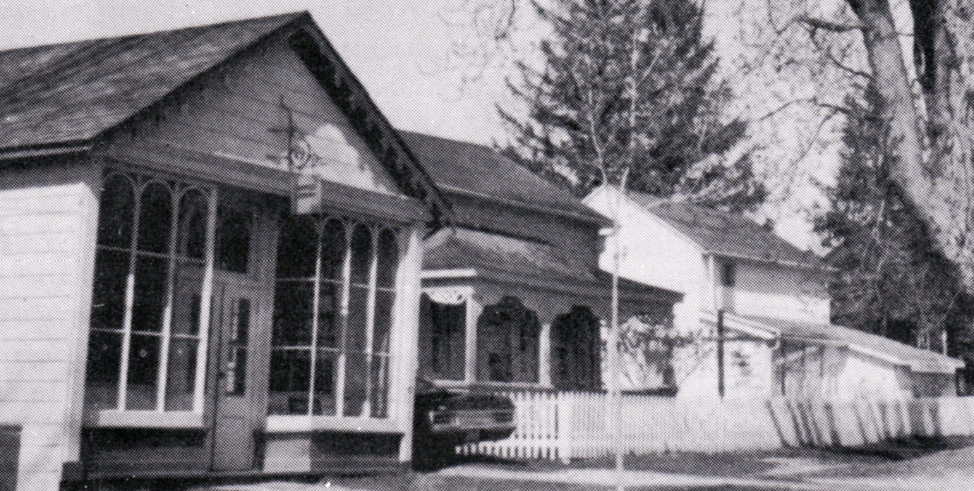 Building in its original location on the west side of Main Street. Beside it is the current "Bayberry" shop.