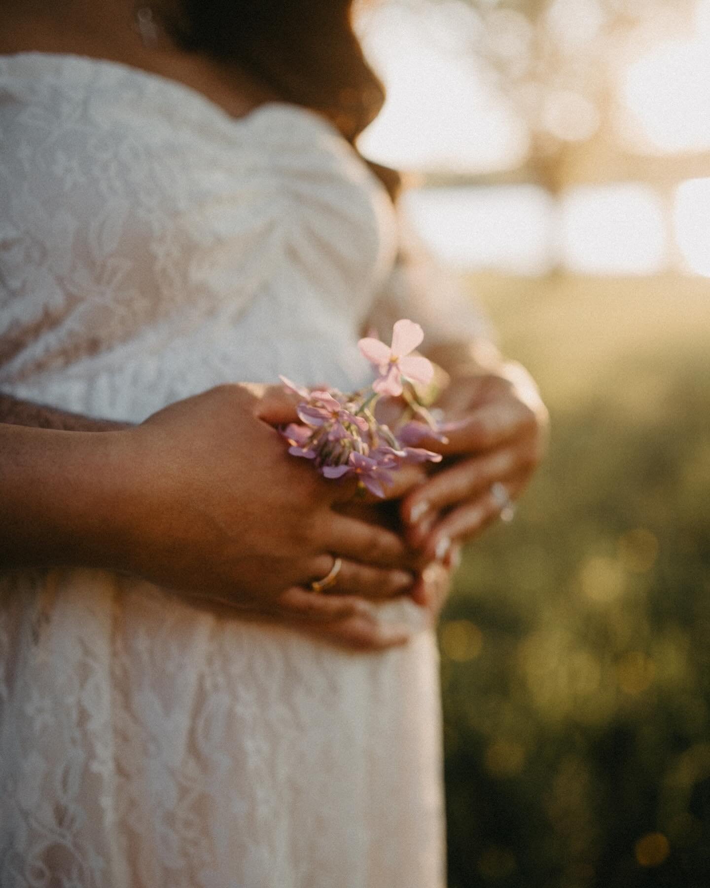 Loving you is a wonderful way to spend a lifetime.
⁺₊⋆ ☾⋆⁺₊⋆
.⁣
.⁣
.⁣
.
#delaneydobsonphotography #philadelphiaphotographer #njphotographer #njphotography #newjerseyphotographer #newjerseyphotography #horshamphotographer #philadelphiafamilyphotograph