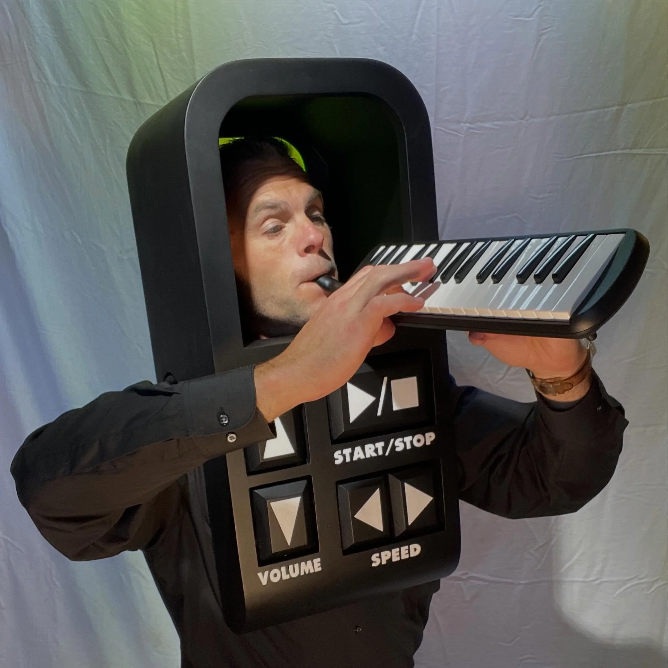 I&rsquo;m not a trained musician but this performance is only partially about the content I perform. The other content is you; how you interact with me, how you control me, and how you can watch what other people do to me. It&rsquo;s always revealing
