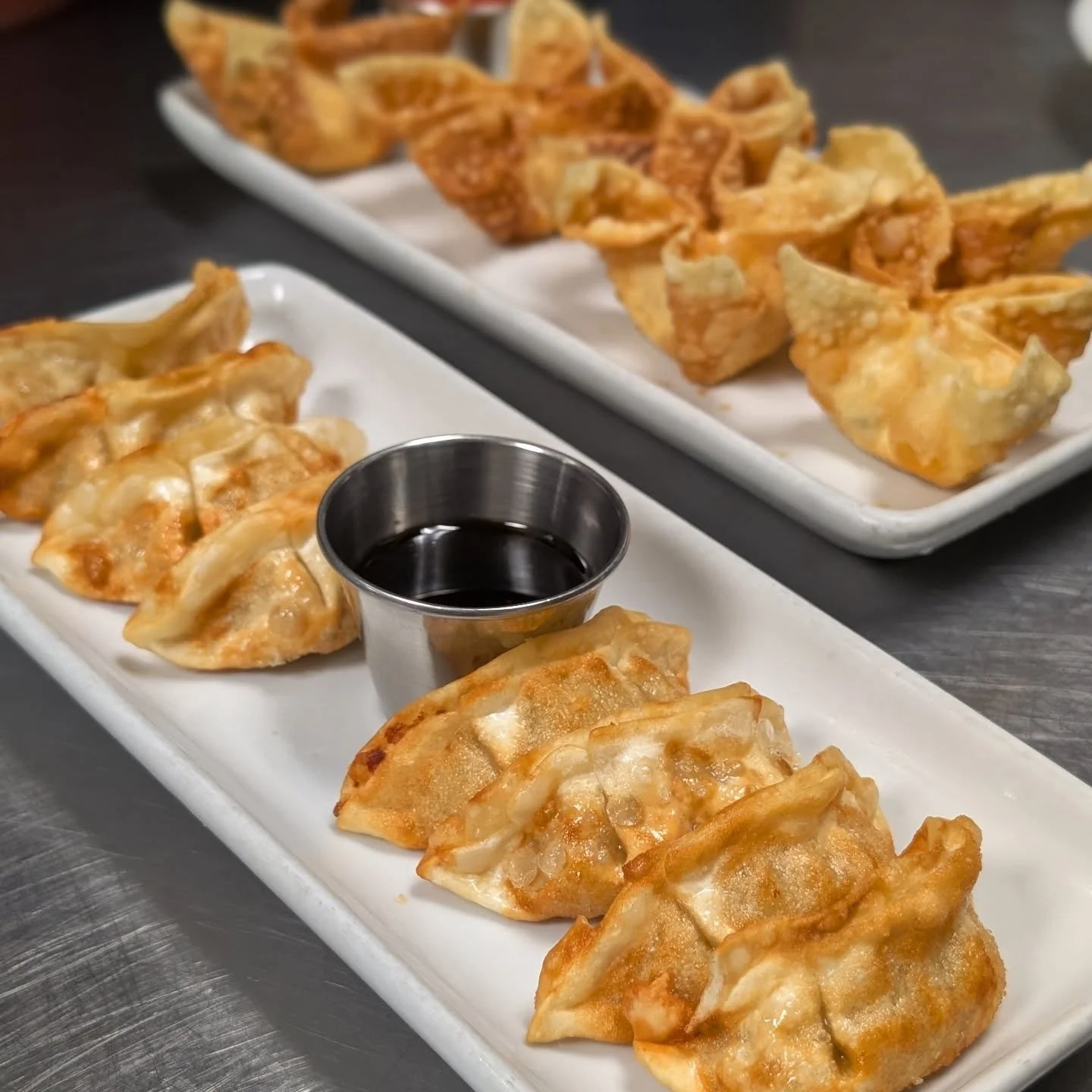 Thanks to a tiktok highlighting our restaurant we've been swarmed with orders of our steamed dumplings! 
But did you know you can also get them fried?🥟🤤

📍The Rice Hat 
1702 US 181 A9 Portland, TX 78374 
Mon - Sat 11am to 8:30pm 
Sunday CLOSED
📞3