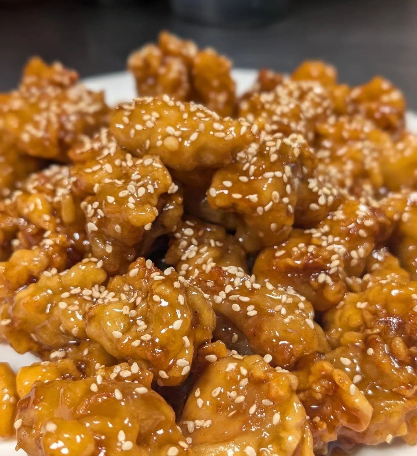 😍😍😍

Pictured here: Sesame Chicken
📍The Rice Hat 
1702 US 181 A9 Portland, TX 78374 
Mon - Sat 11am to 8:30pm 
Sunday CLOSED
📞361-977-2075