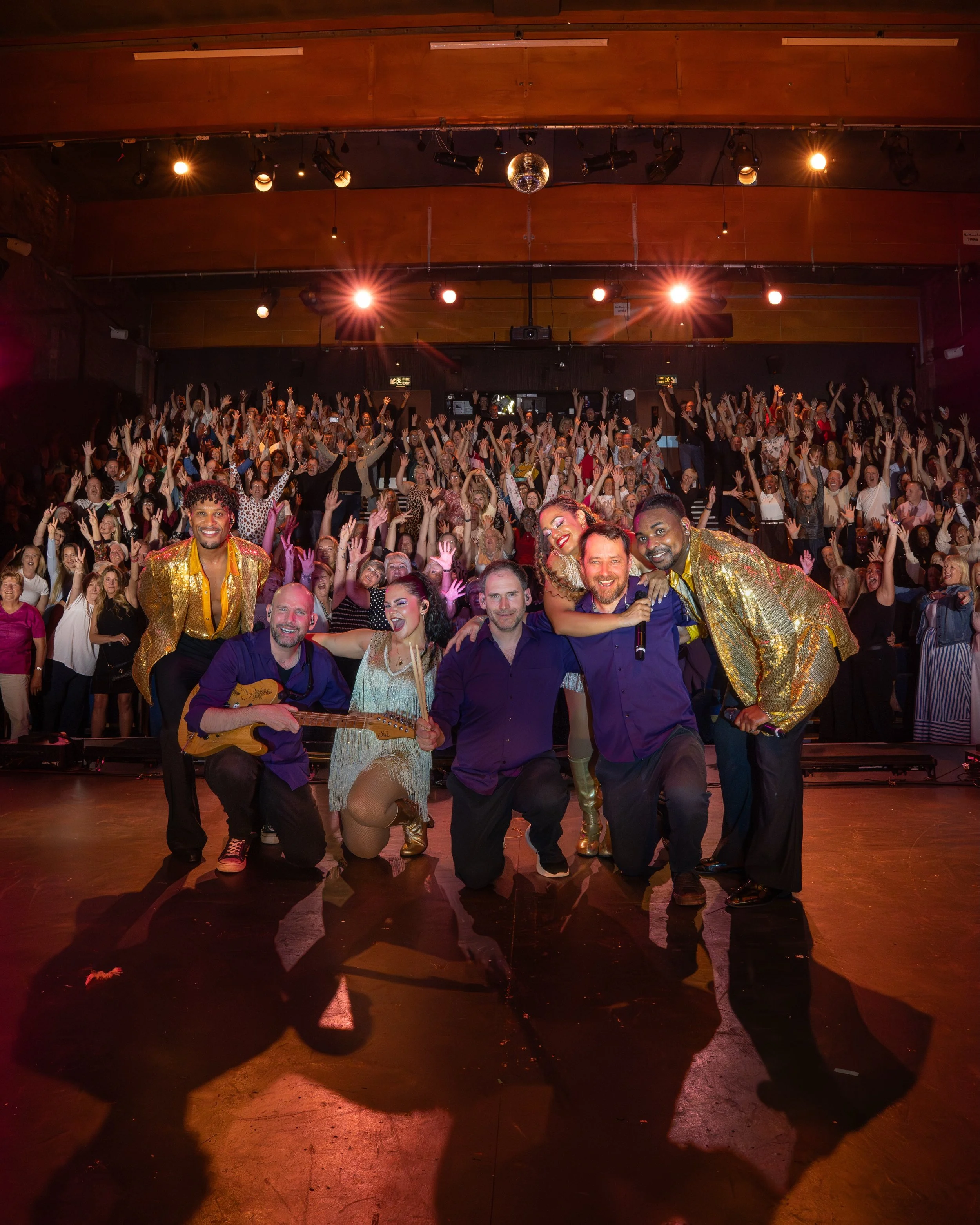 Ahh&hellip;Bristol! You all definitely know how to FREAK OUT! 🕺🏼🪩

Thank you to all the disco divas that boogied with us tonight at @theredgravetheatre WHAT A PARTY! 🎉