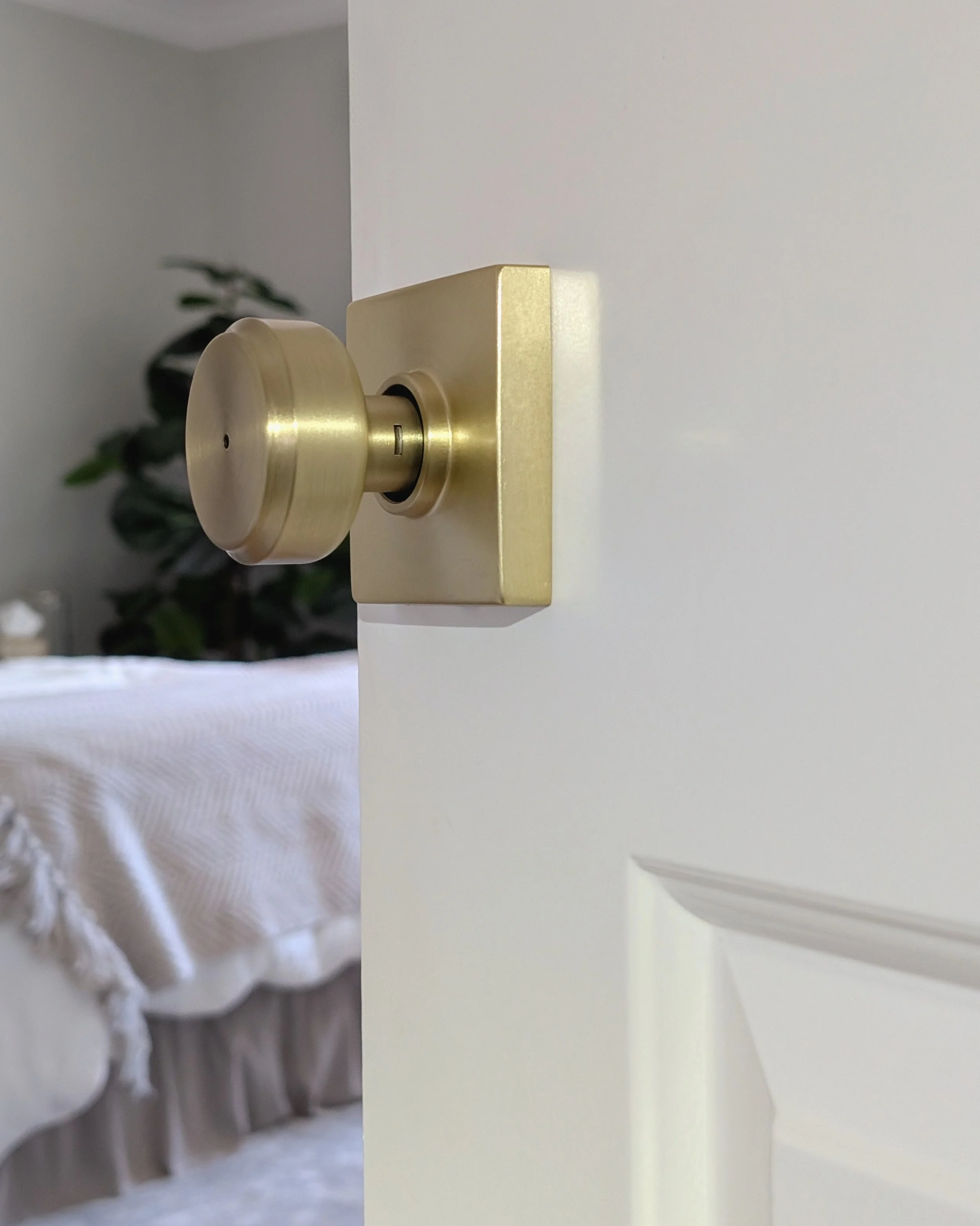 Bedroom Door Lock Change in Lexington, MA