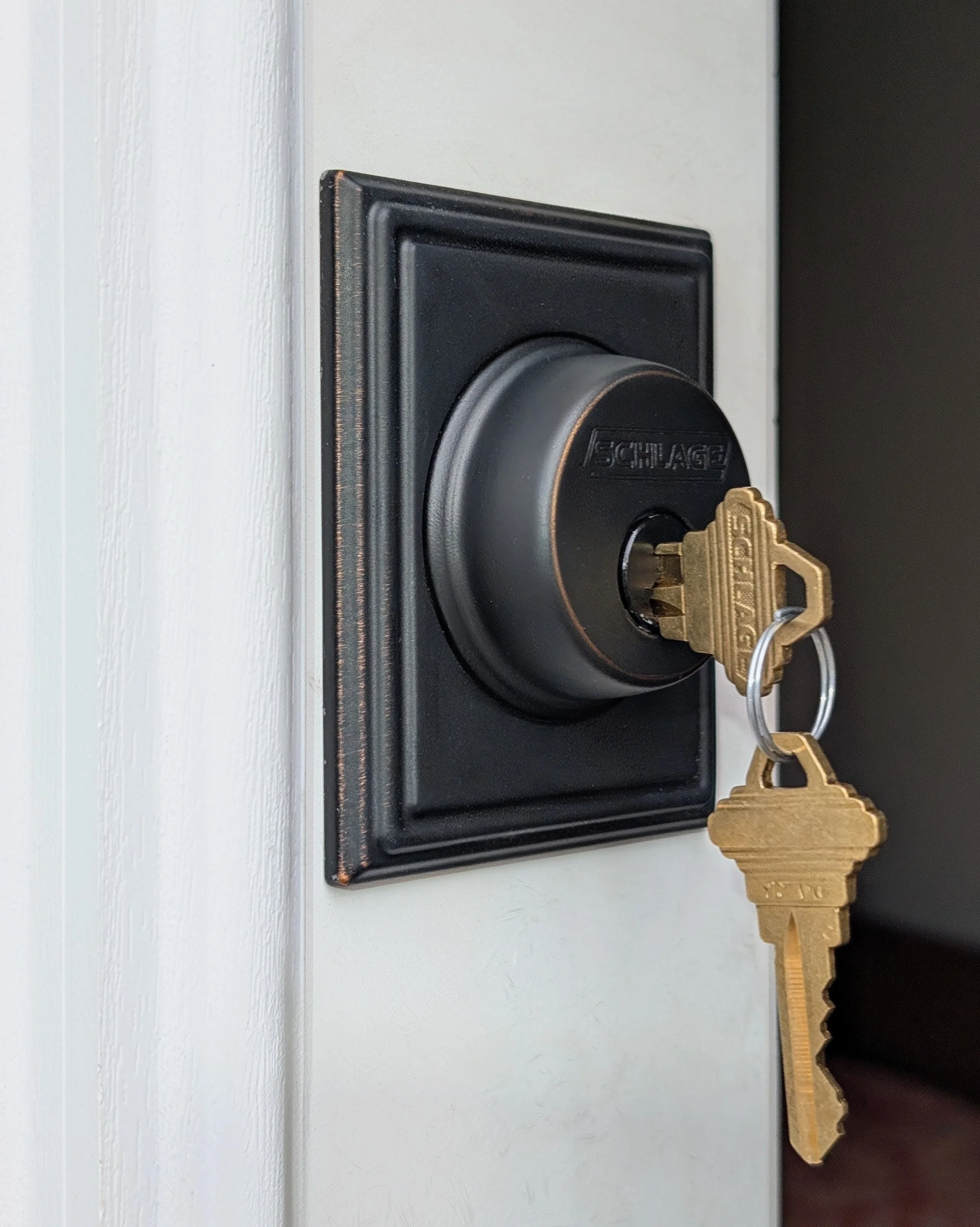 Dedbolt Lock change and rekey in Melrose, MA
