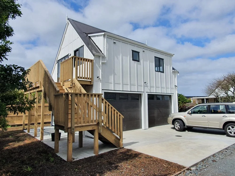 Loft Home & Garage, 90m2 – Waimanu