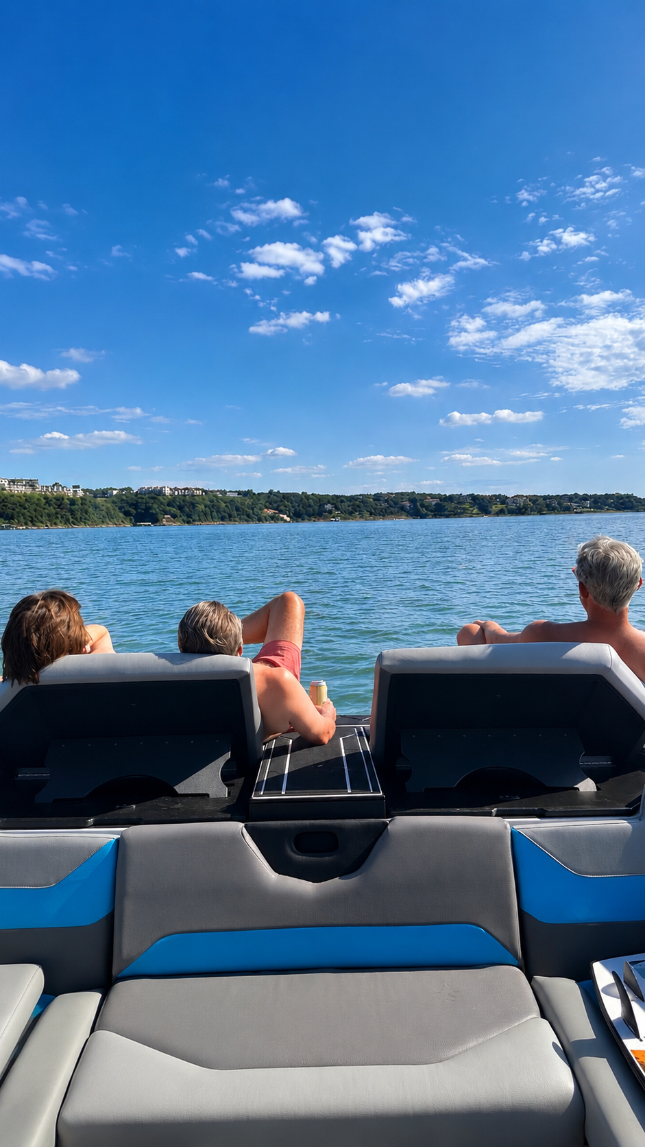 Top 10 Things to Do on Lake Travis This Summer