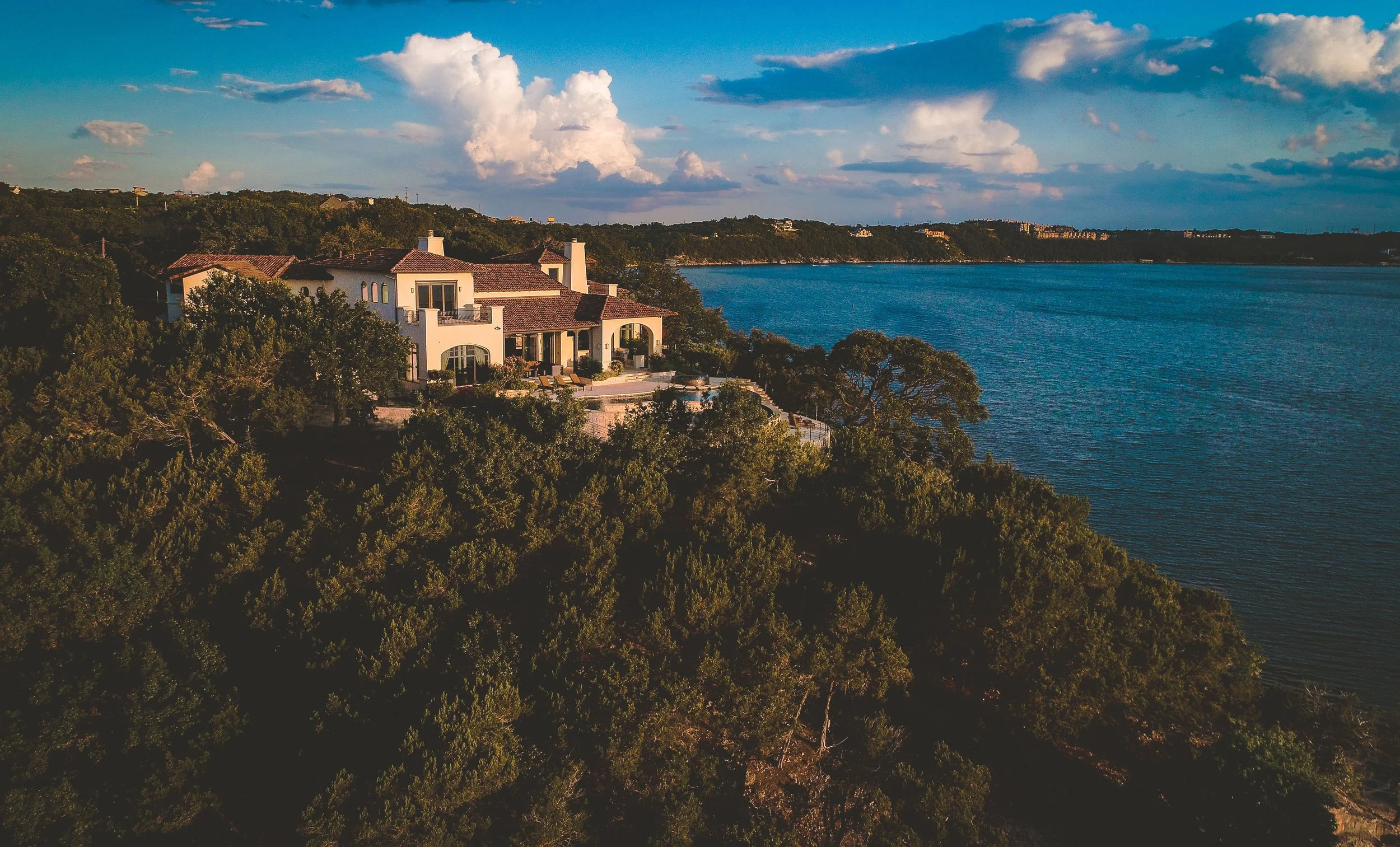 Explore Lakeway | Lake Travis