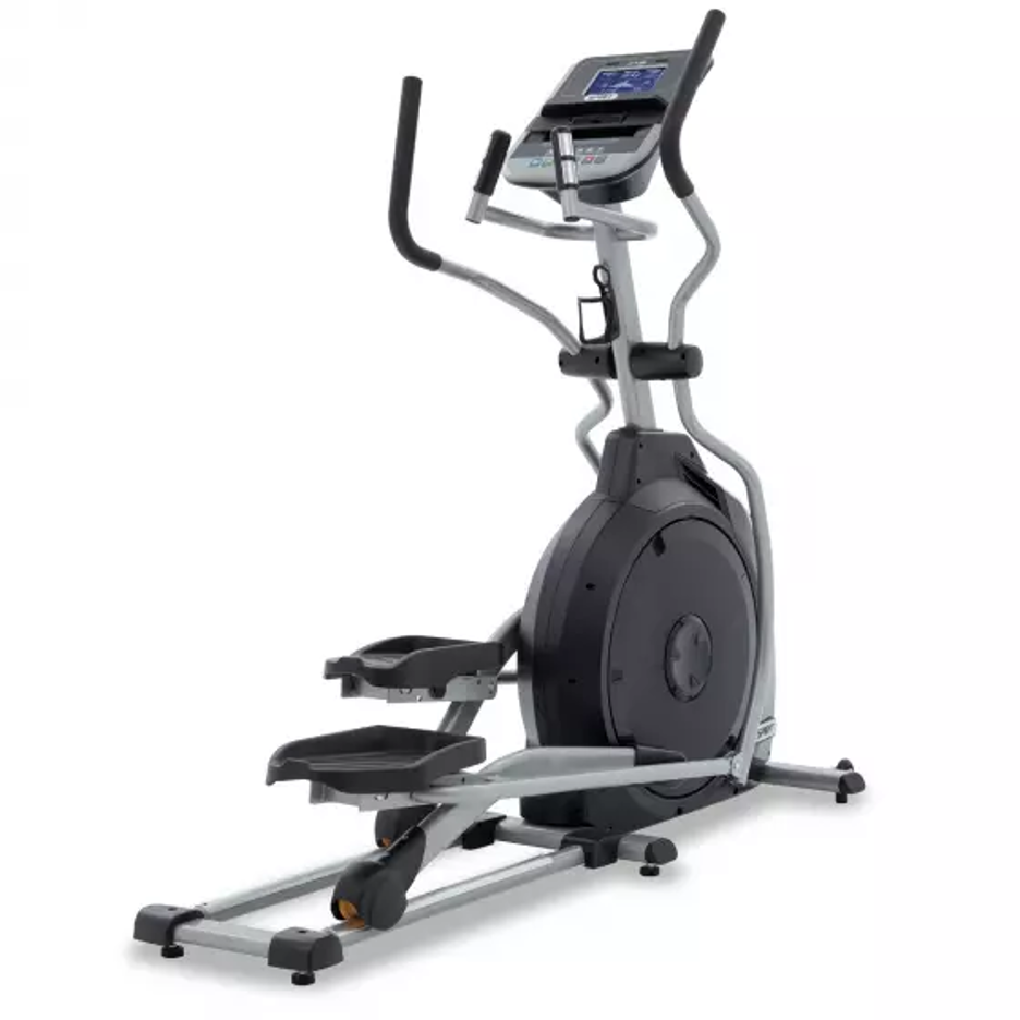 SPIRIT FITNESS XE195 ELLIPTICAL
