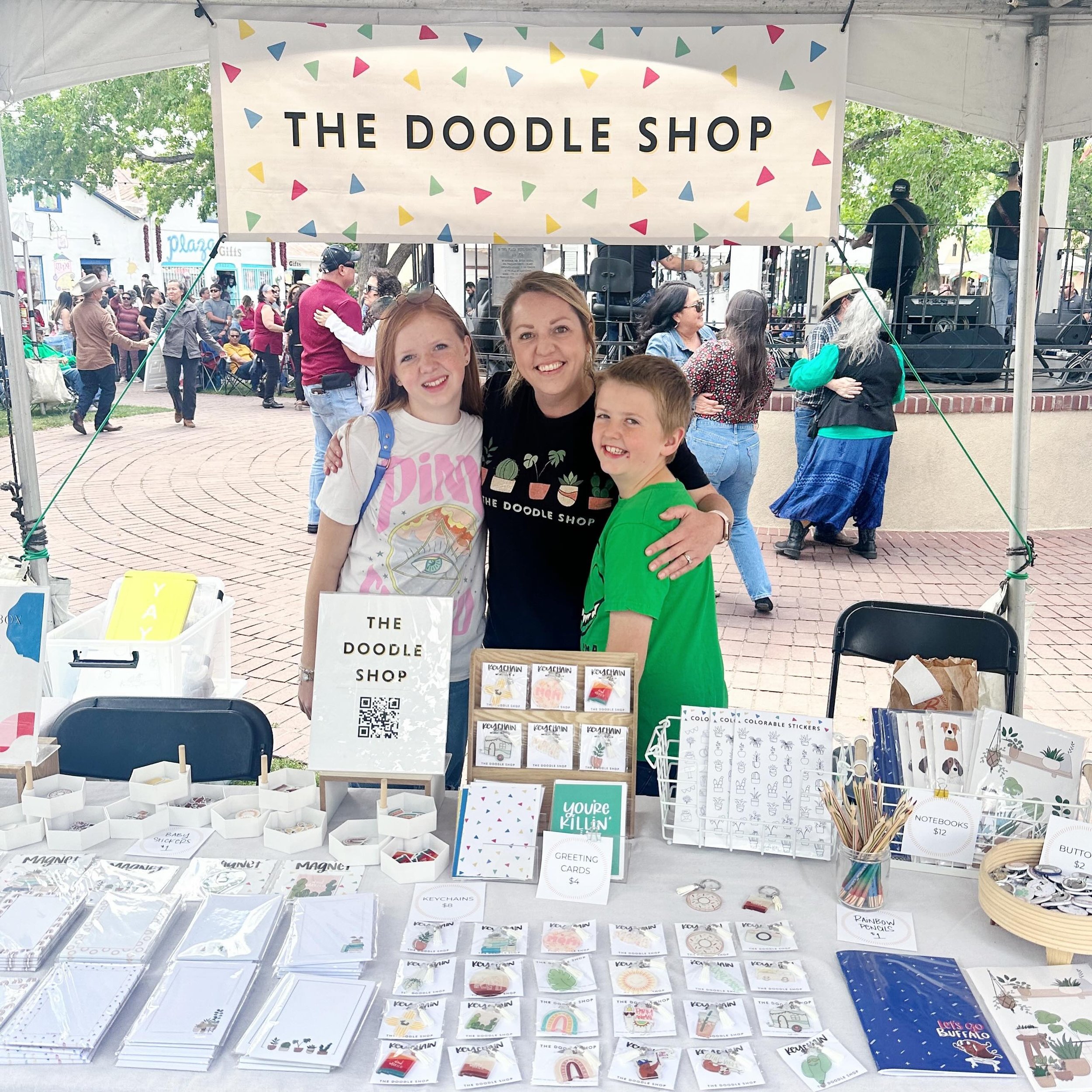 What a weekend 🥰 we celebrated Mother&rsquo;s Day on Saturday with brunch and plant shopping and board games and it was so nice 🥹, and then these cuties of mine worked the Mother&rsquo;s Day event with me in Old Town on Sunday.  They greeted custom