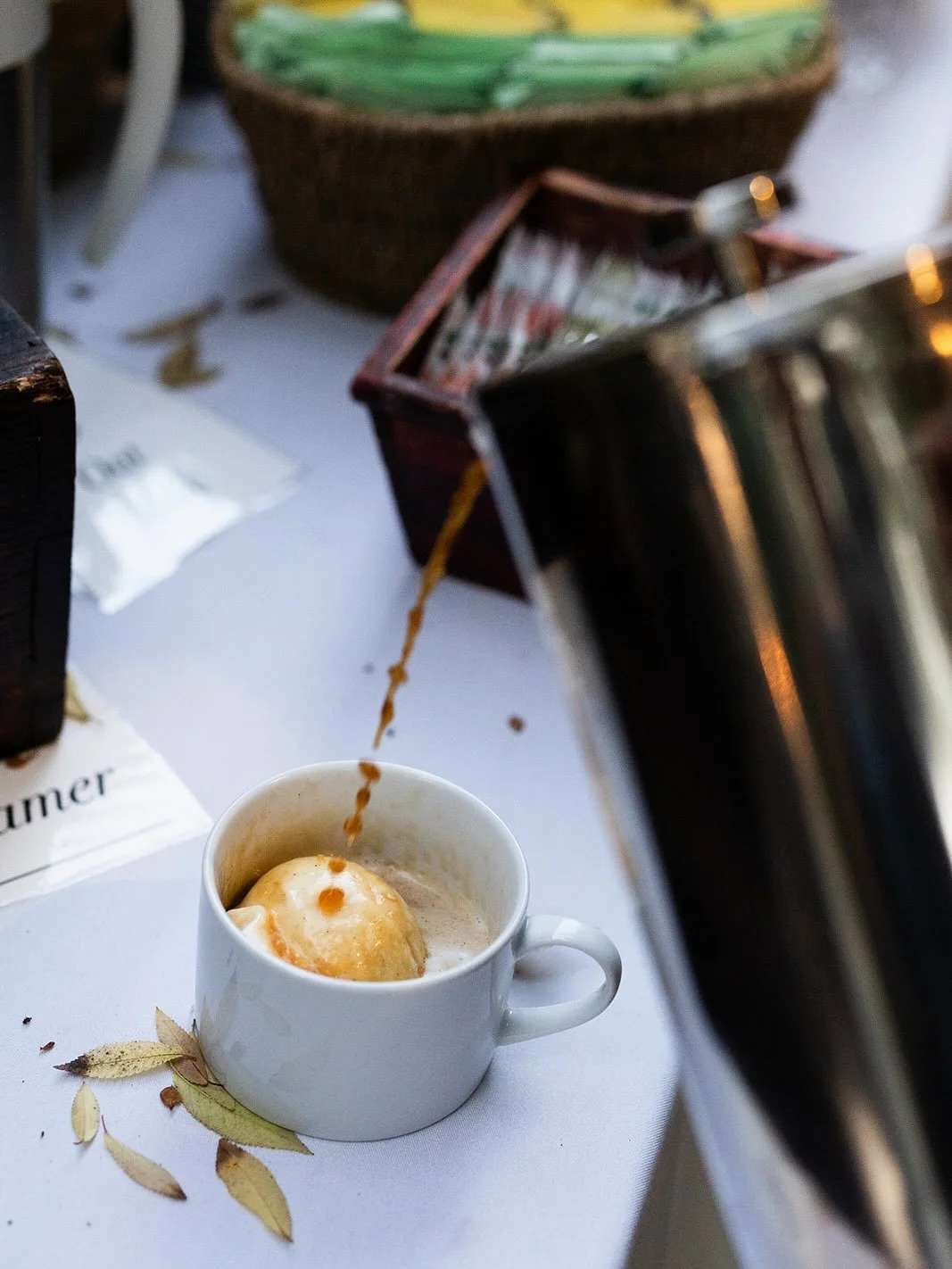 Any coffee lovers in the house? ☕️ How about an Affagato station- why not?!🤭🍨

Planner // @kismetweddings.co @kismetevent.co
Hair &amp; Makeup // @contourbridal 
Catering // @parkavecatering
Florist // @dragonfly_floral
Photographer // @kimberlymac
