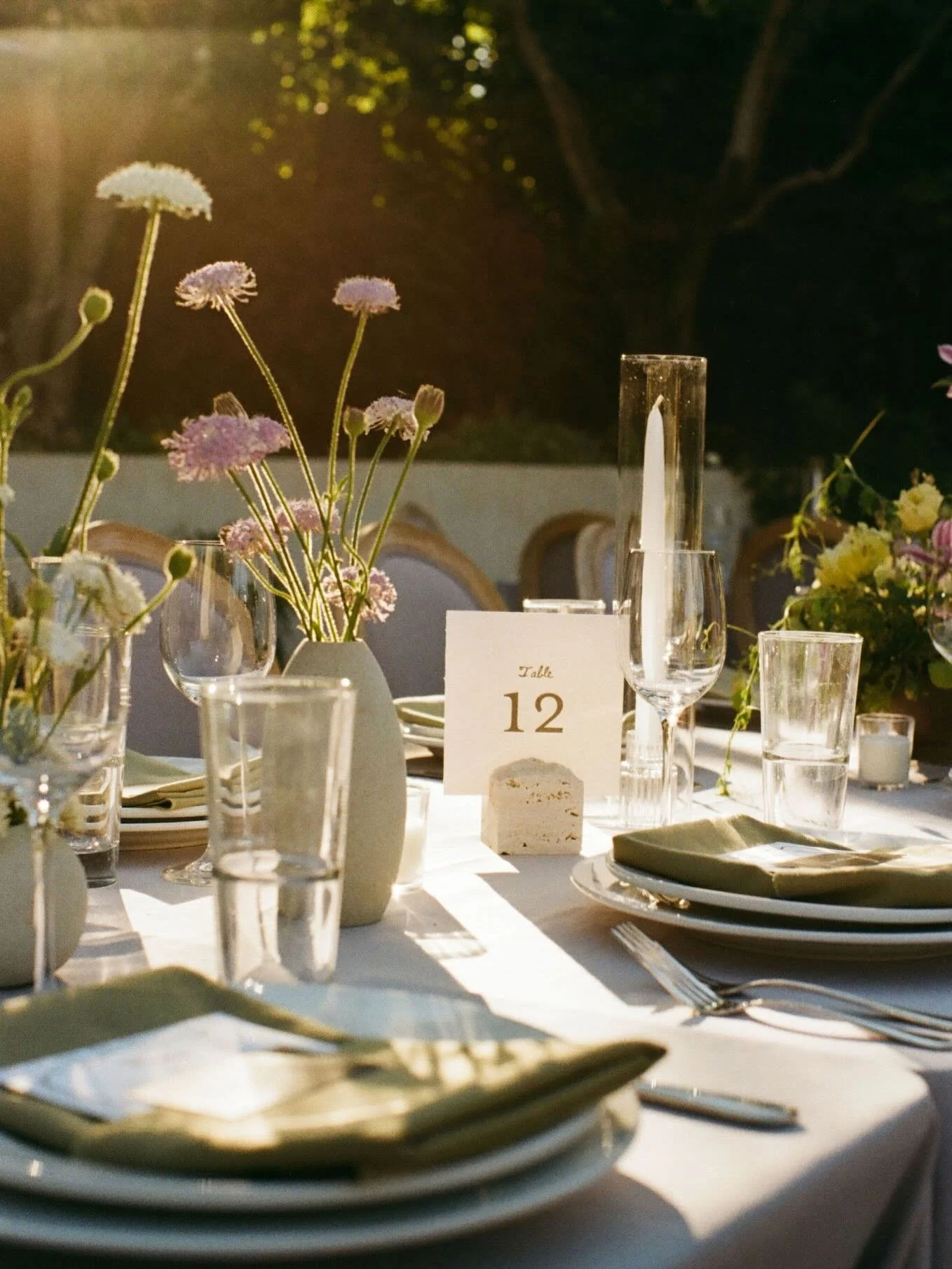 Fun florals and signature sips that bring the whole celebration to life 😍

Planning // @kismetweddings.co
Photographer // @heatherwangphoto
Venue // @catellisrestaurant
Floral // @achimflowerstudio
DJ // @djjohnpiazza