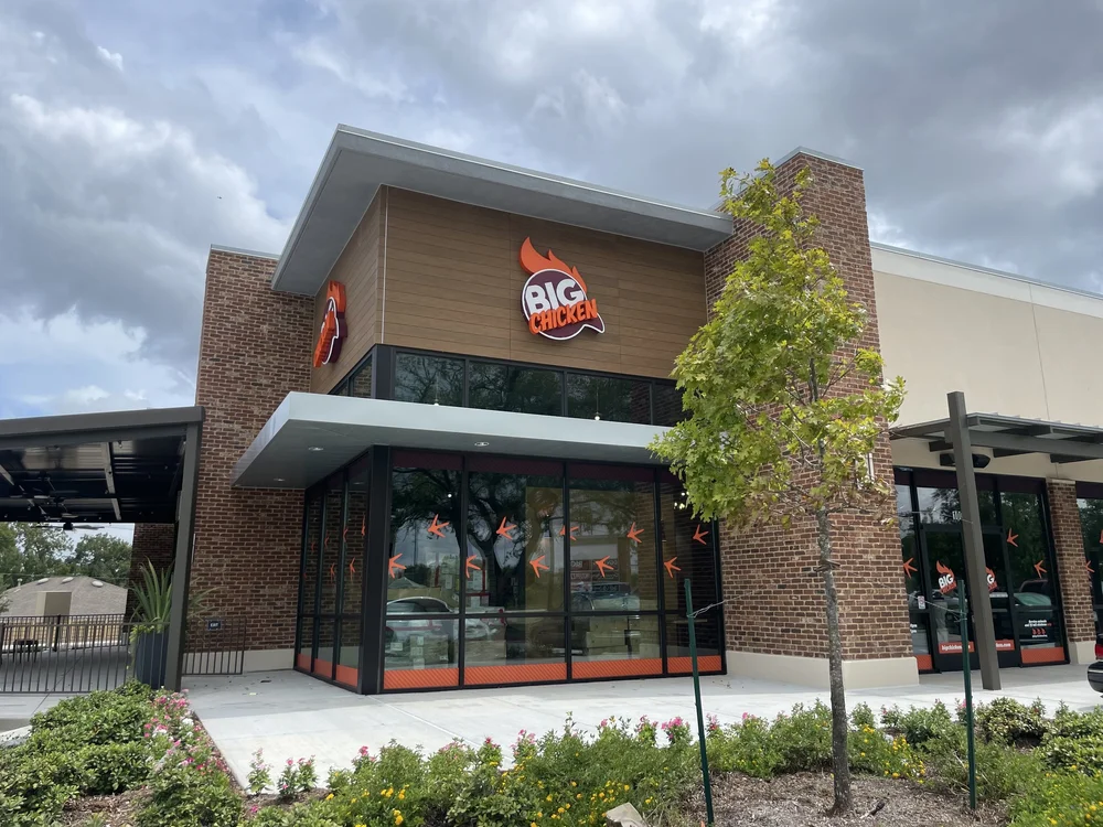 RICHMOND, TX — Big Chicken Sandwiches, Tenders, Shakes