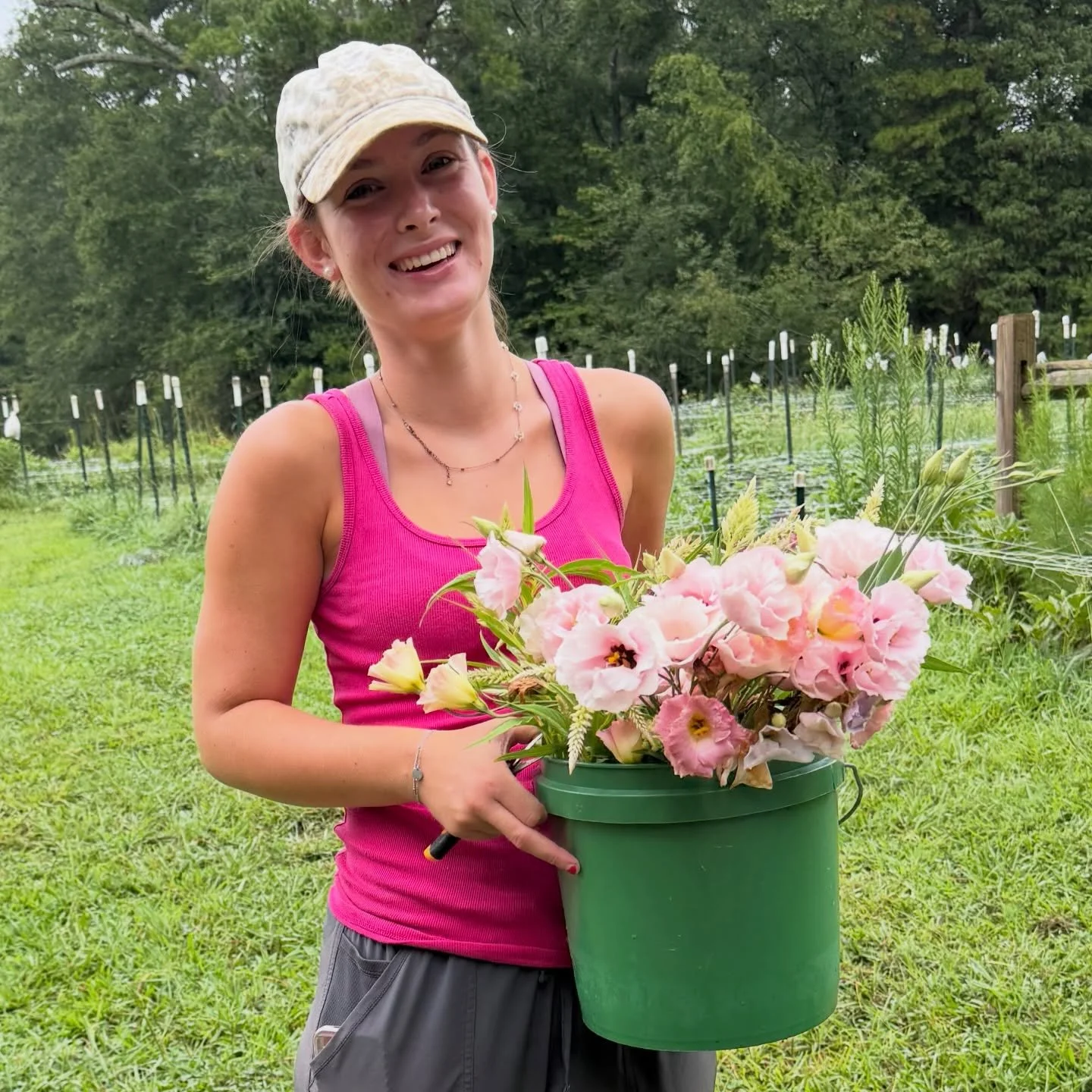 Hi everybody, this is Austen! Austen is a great extra set of hands around the farm every summer. However, she is training to be a floral designer not a flower farmer! Austen is a rising senior at Mississippi State studying Floriculture. This Saturday