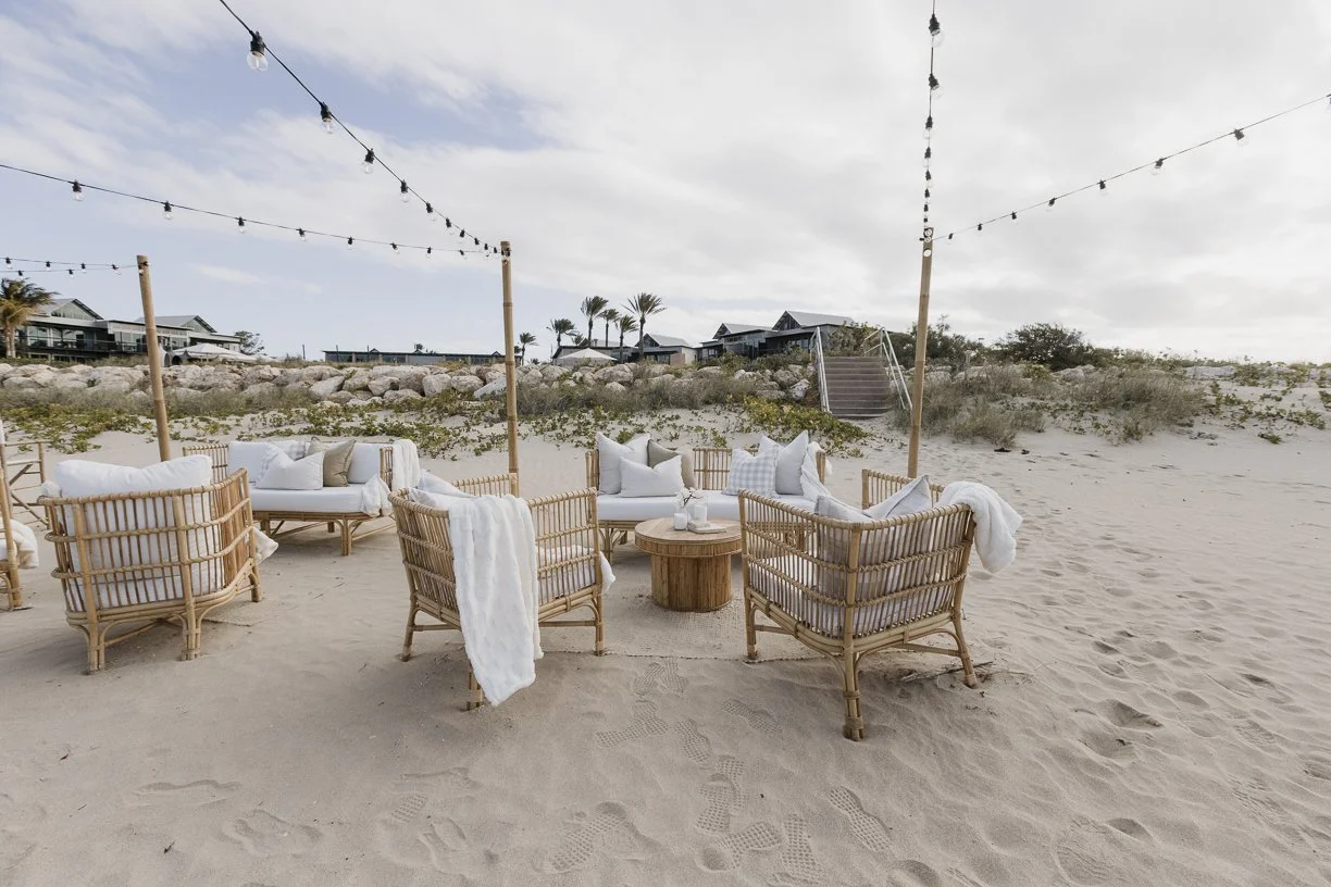 mantaray's resort beach reception.jpg