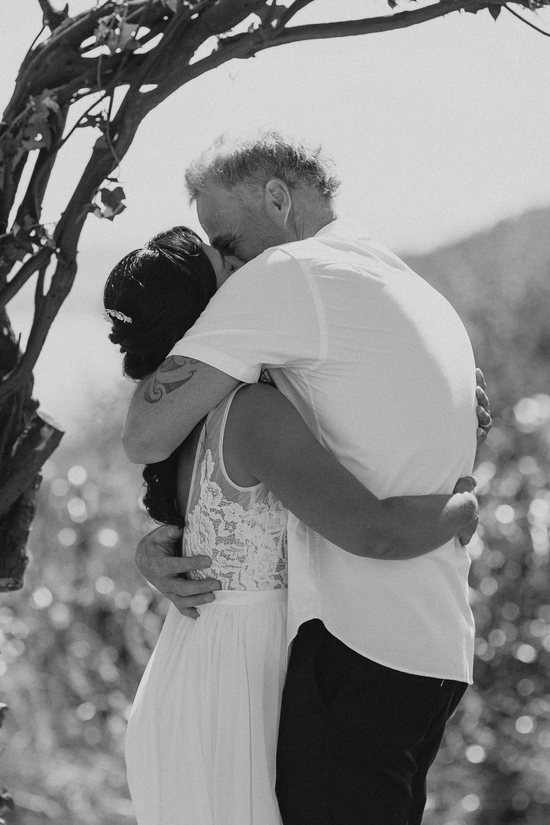 Duncan + Sandra FS-404.jpg