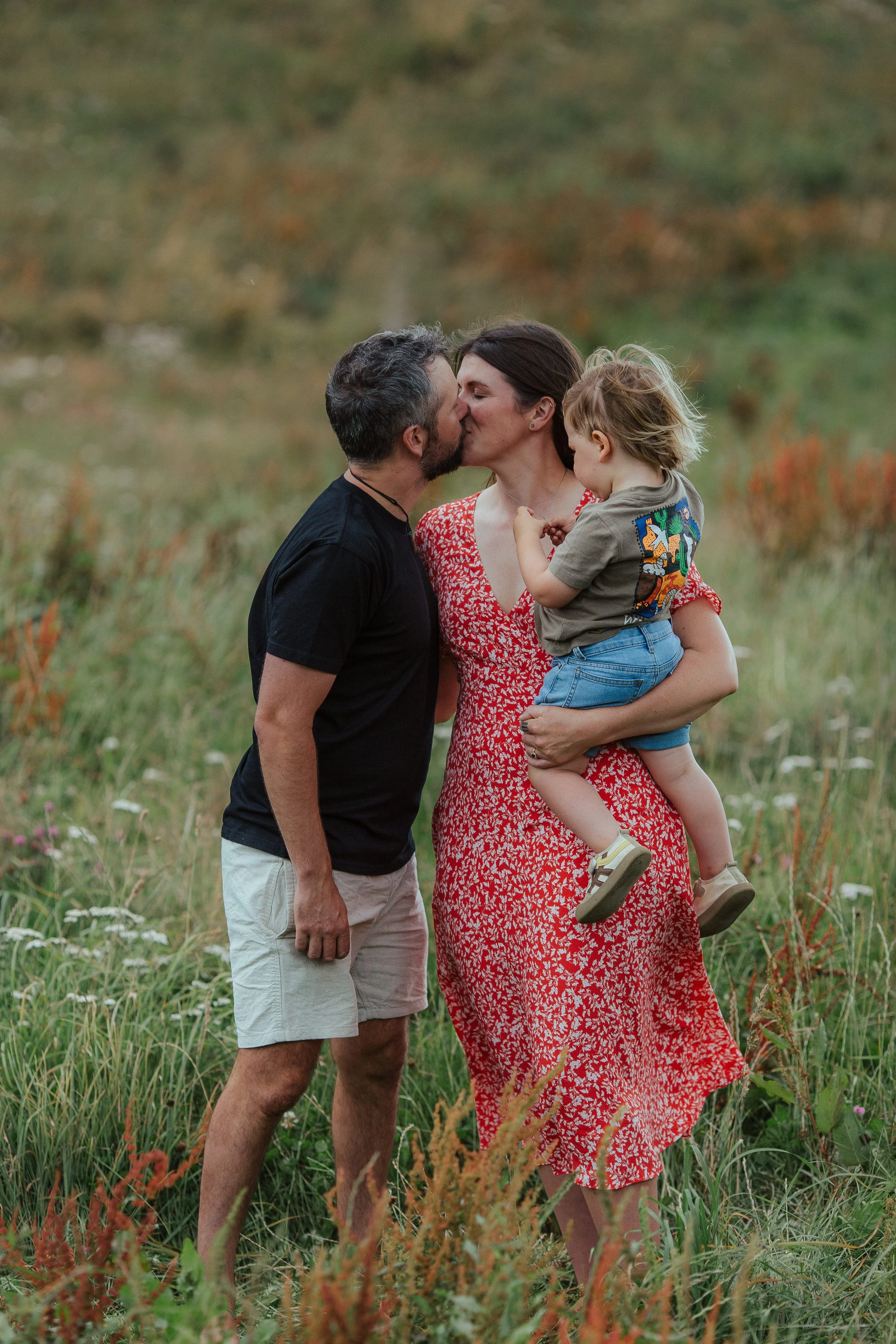 Dan + Geo FS-243.jpg