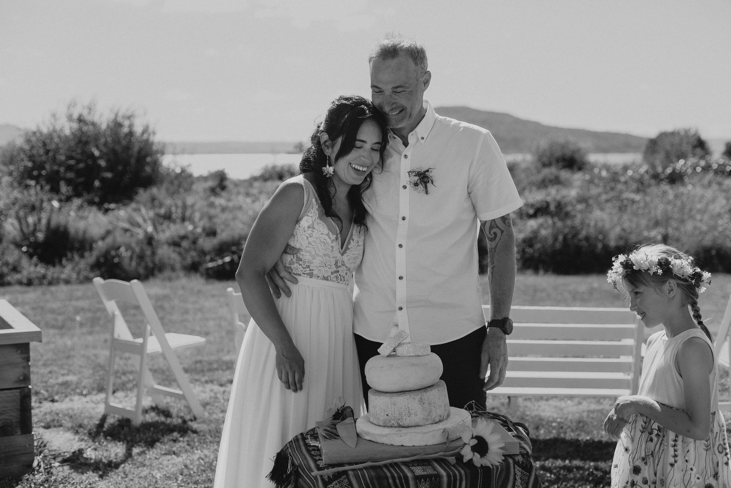 Duncan + Sandra FS-812.jpg