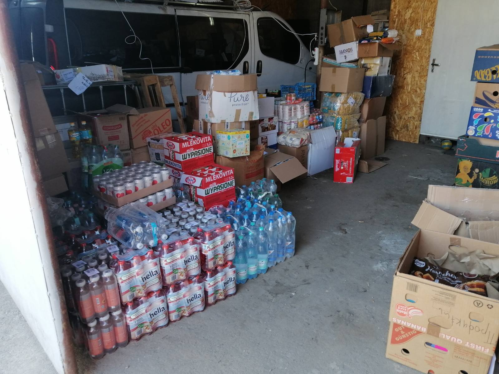 Unloading aid in Zaporizhzhia