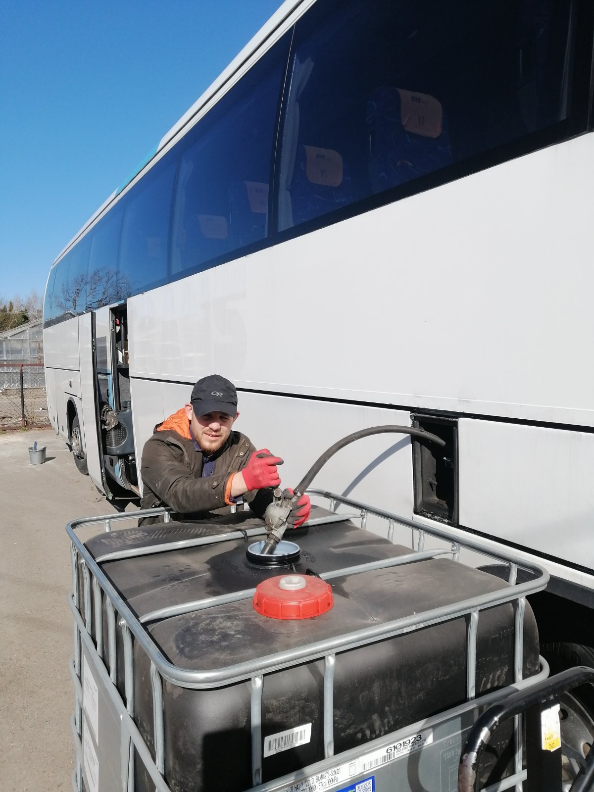Filling up the bus