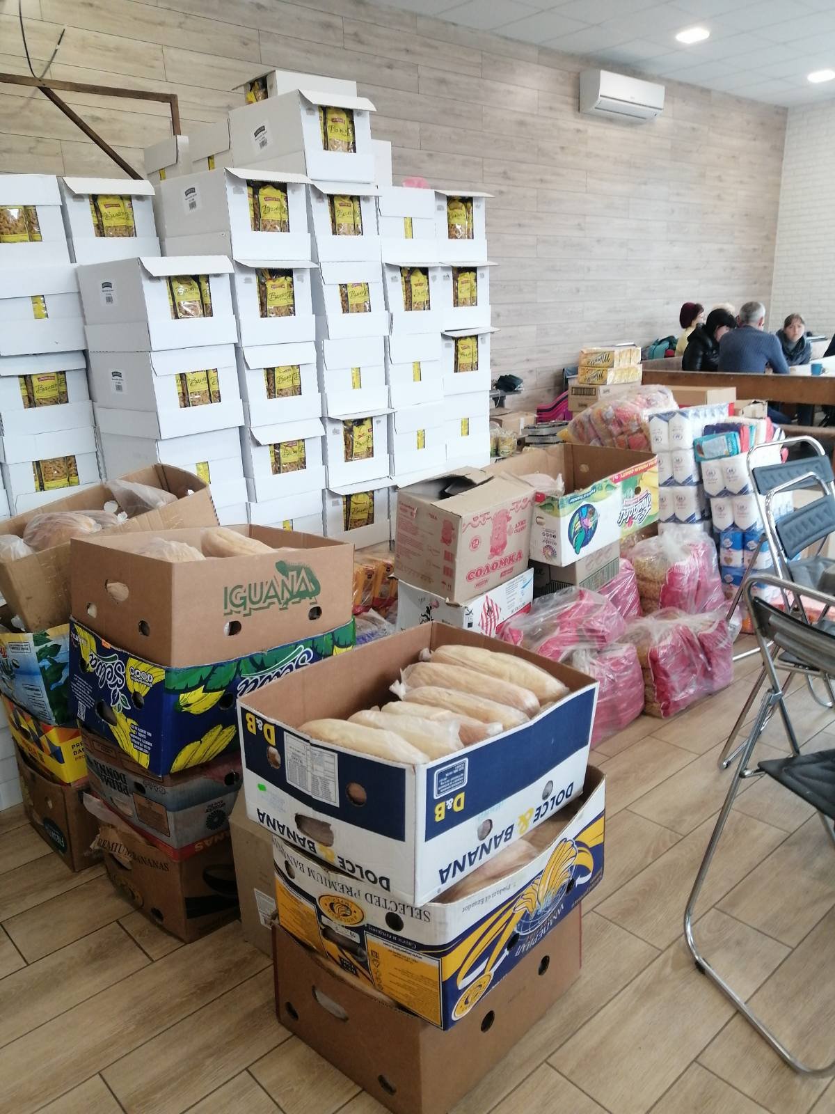 Aid delivered to distributing church in Zaporizhzhia