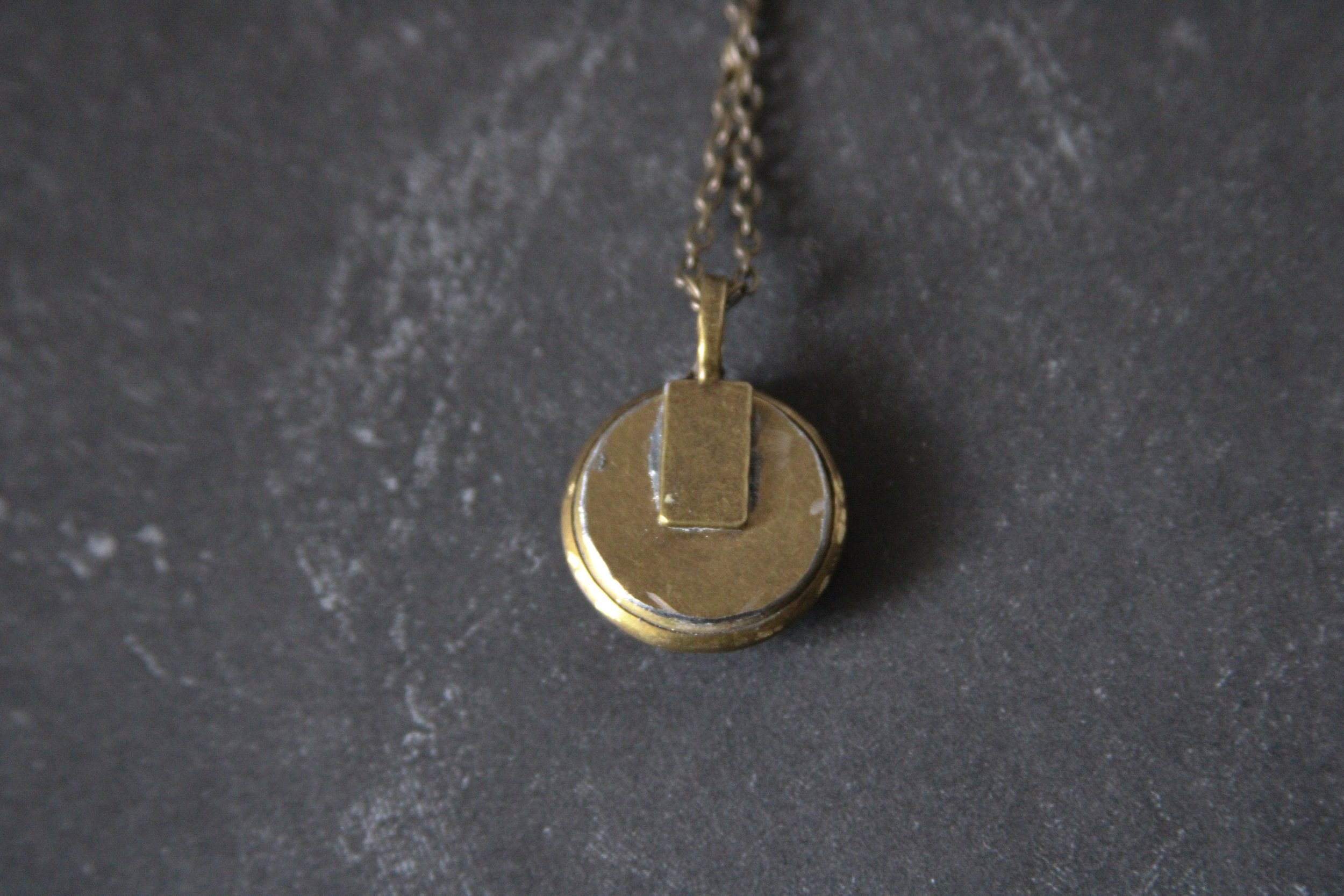 https://i.etsystatic.com/6236606/r/il/adcbae/2483240675/il_fullxfull.2483240675_euvi.jpg