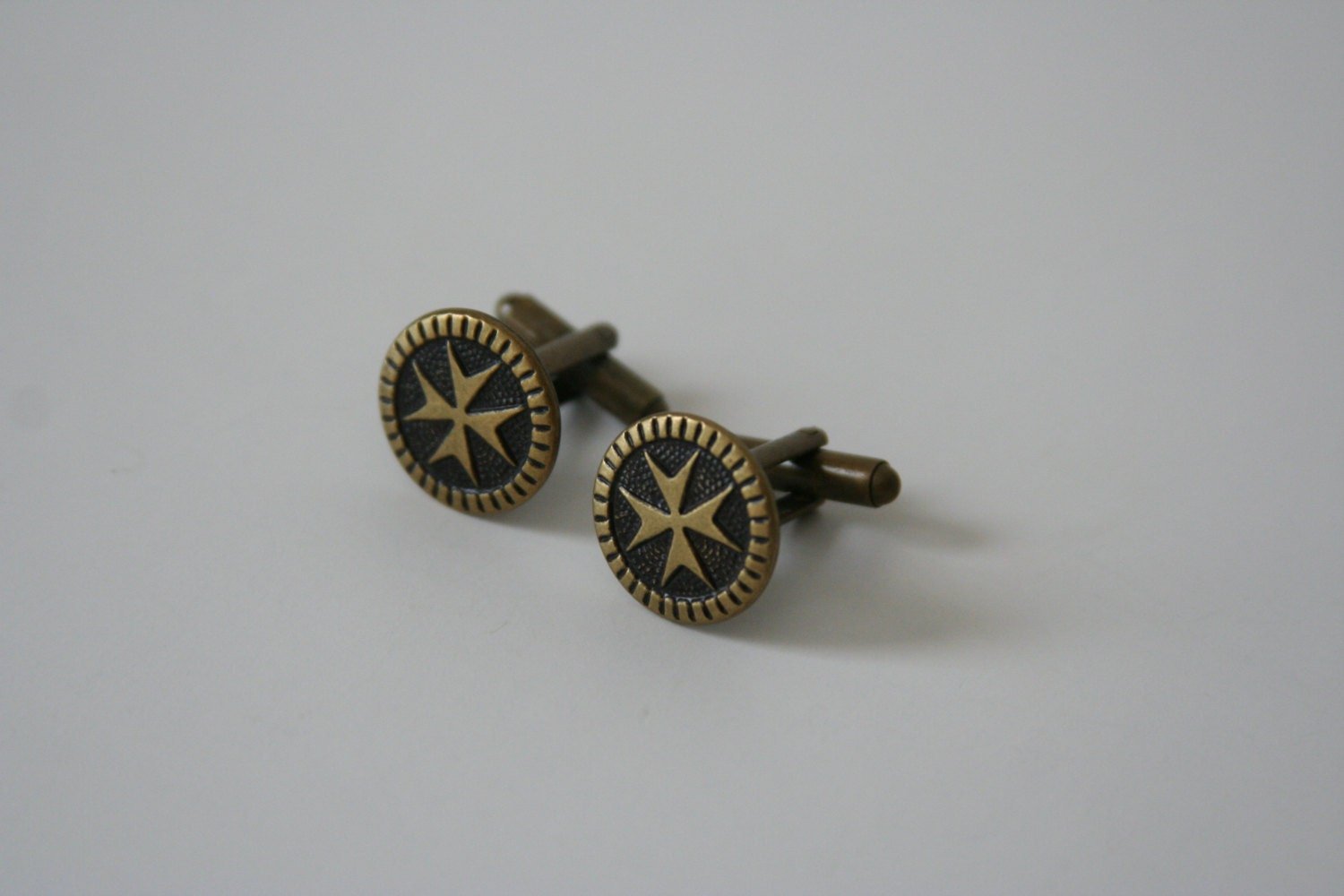 https://i.etsystatic.com/6236606/r/il/26d65c/848922465/il_fullxfull.848922465_twif.jpg
