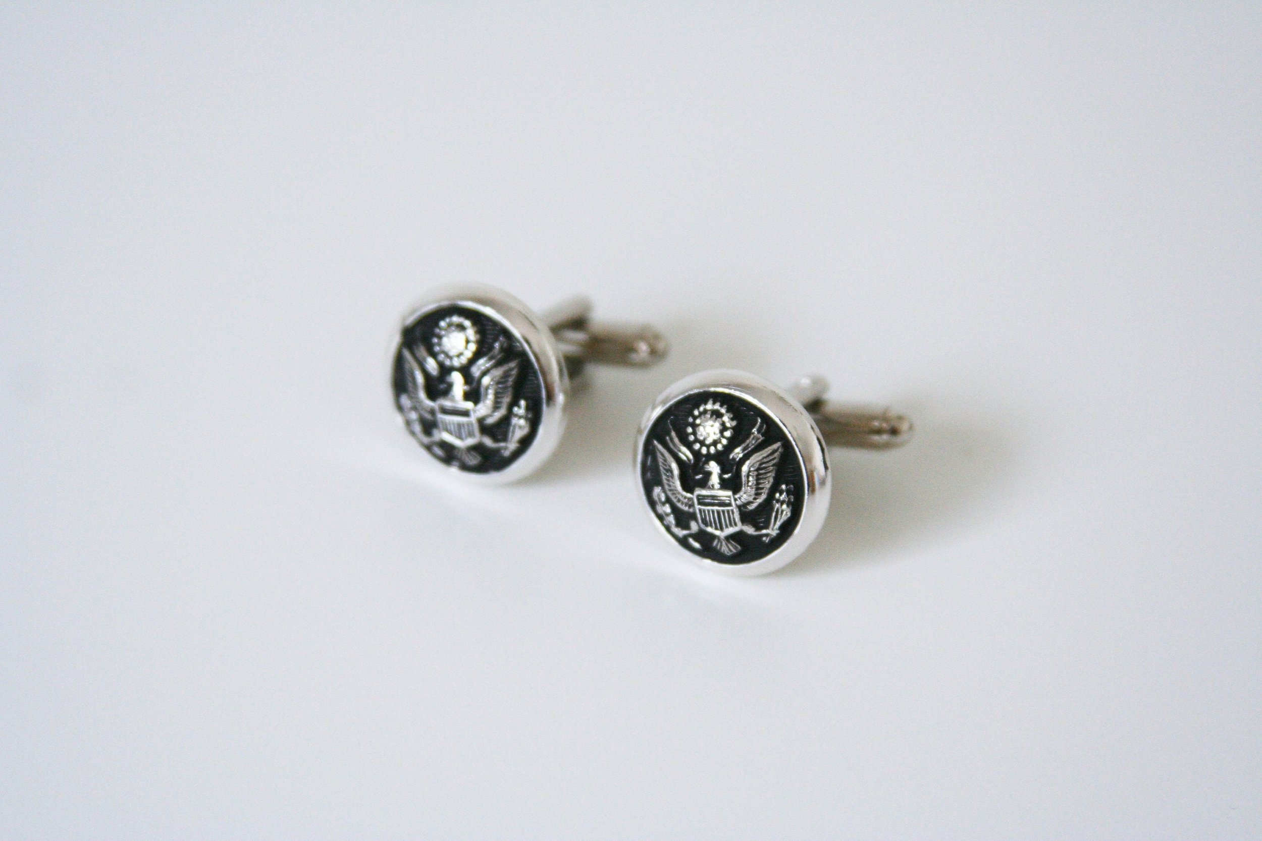 https://i.etsystatic.com/6236606/r/il/38297b/1647667320/il_fullxfull.1647667320_2znx.jpg