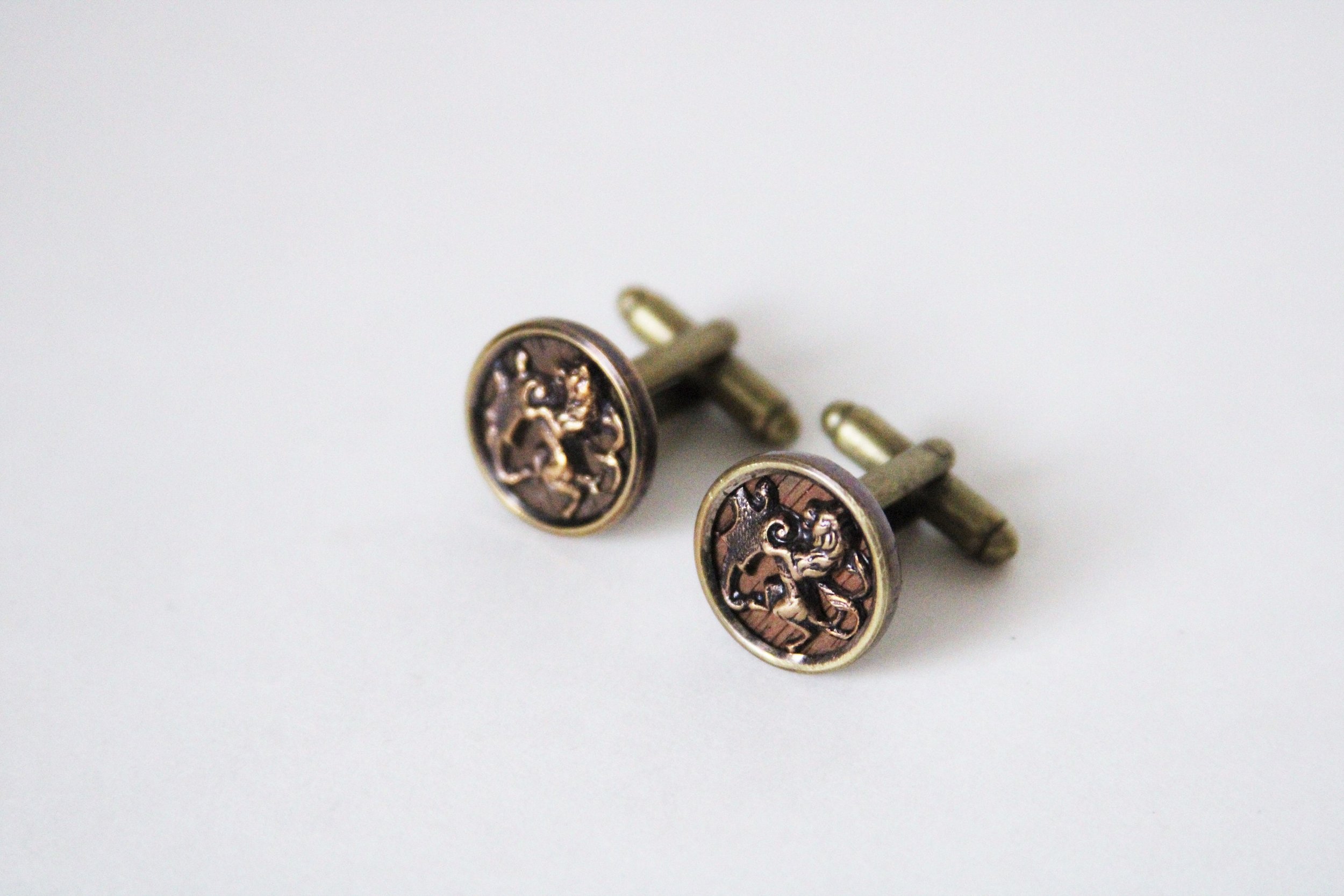 https://i.etsystatic.com/6236606/r/il/62cf4d/2337301061/il_fullxfull.2337301061_k70q.jpg