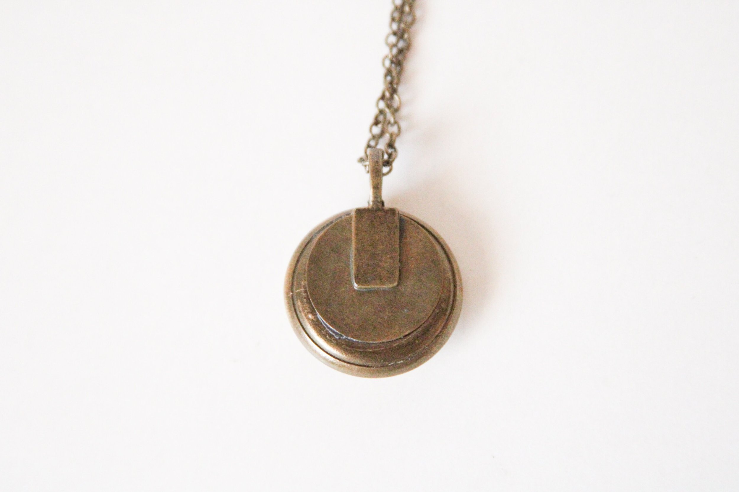 https://i.etsystatic.com/6236606/r/il/5a2dd7/2805968532/il_fullxfull.2805968532_tmt8.jpg