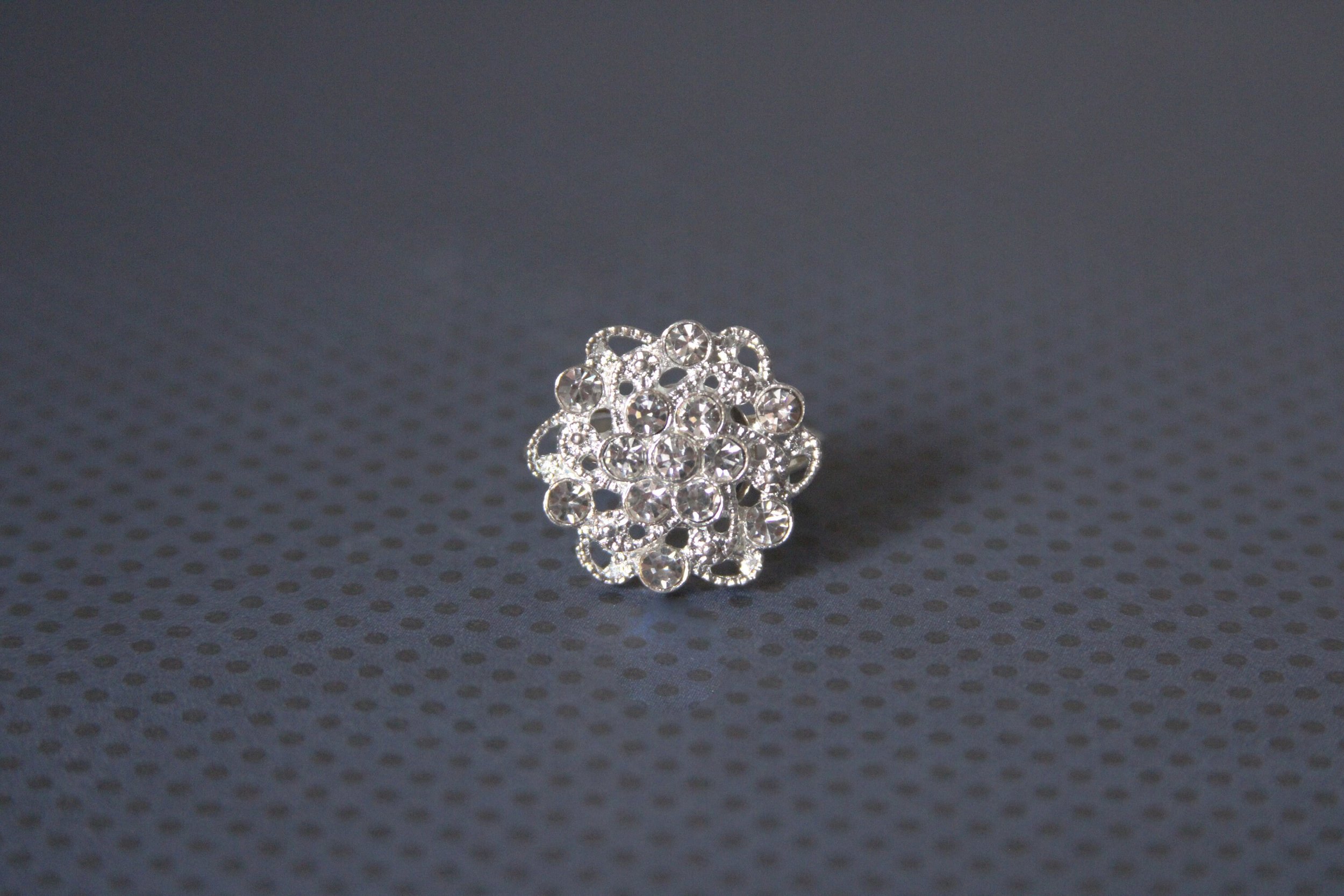 https://i.etsystatic.com/6236606/r/il/3d9efb/2472553547/il_fullxfull.2472553547_qyix.jpg