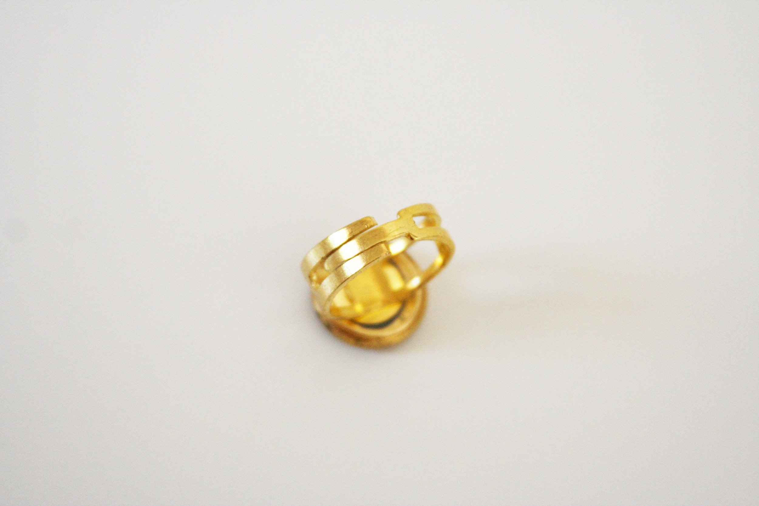 https://i.etsystatic.com/6236606/r/il/2611df/1658530391/il_fullxfull.1658530391_iarq.jpg