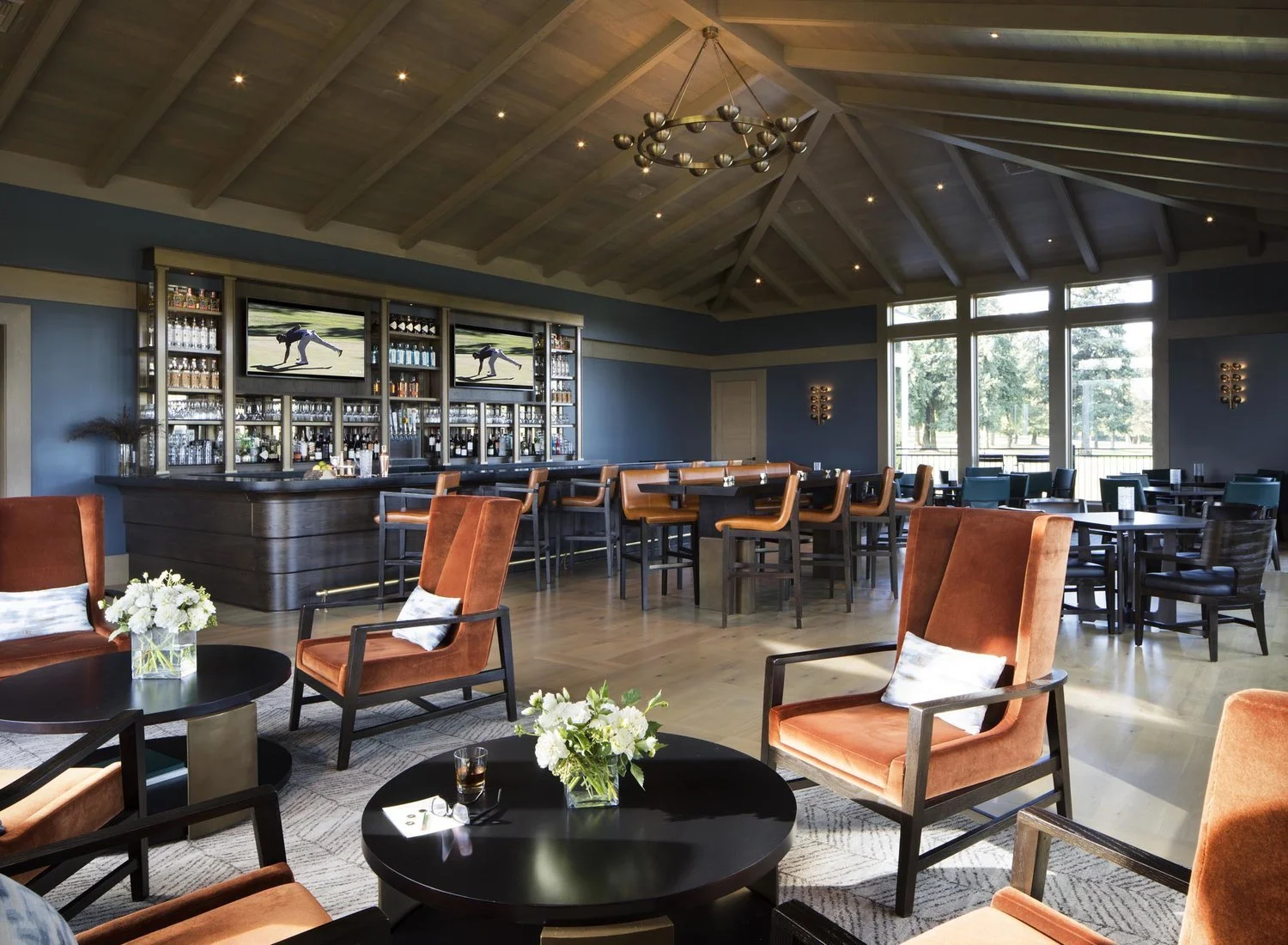 The Overlake Golf Clubhouse, Medina, WA
(Amenity Spaces - Main Bar) BHD