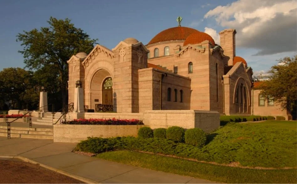 Lakewood Cemetery: Writing Letters to the Dead