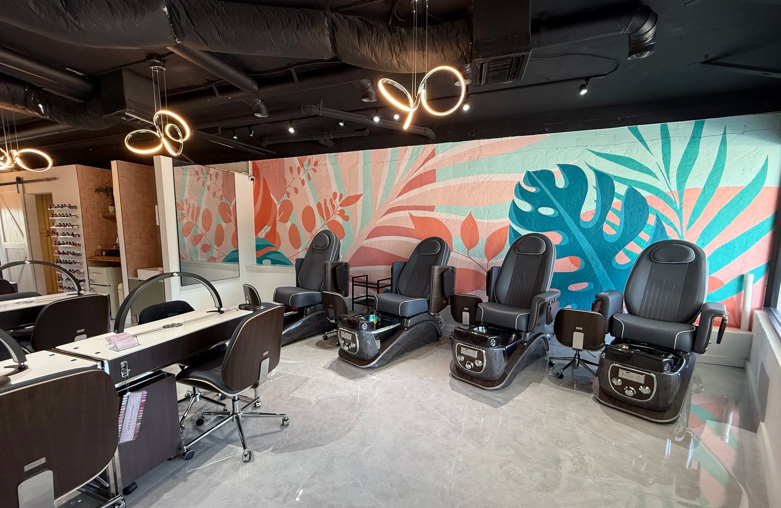 Botanical Mural, Commissioned for The Room Nail Bar, Islamorada, FL 2025