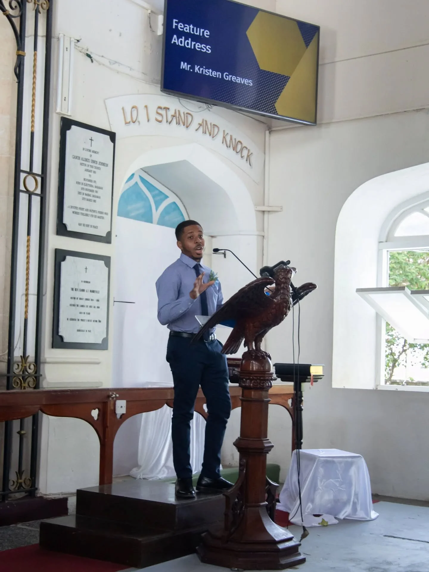 🎆💥&quot;Service is the key to elevation&quot;😤
-
It was an honor to be the featured commencement speaker for the 2025 Gordon Walters Primary School Graduation ceremony.
-
Im truly grateful to God for every opportunity I get to inspire and serve th