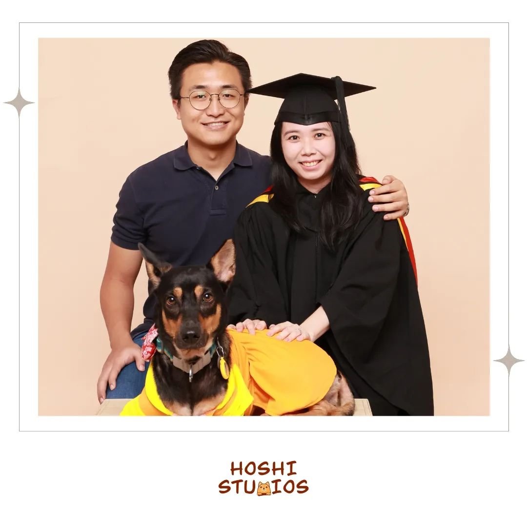 Another 🎓 with a cute doggo! Capture memories of your academic milestones with your family and fur-ends! ❤️

#hoshistudios #photoshoot #photobooth #selfphotography #selfphotoshoot #selfphoto #selfphotostudio #selfie #selfphotographystudio #selfportr