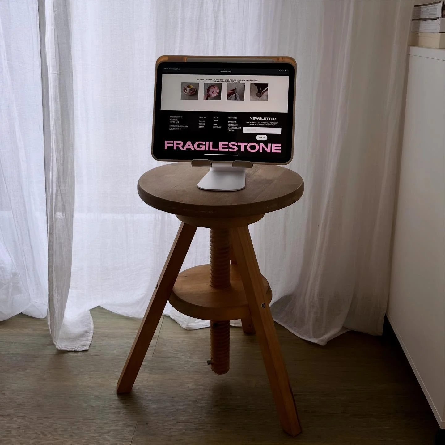 Our first monthly newsletter will be sent out today. Join now to receive monthly updates about our workshop and class schedule, upcoming events and behind the scenes footage of running a ceramics studio. 🤎
Sign up here: https://www.fragilestone.com