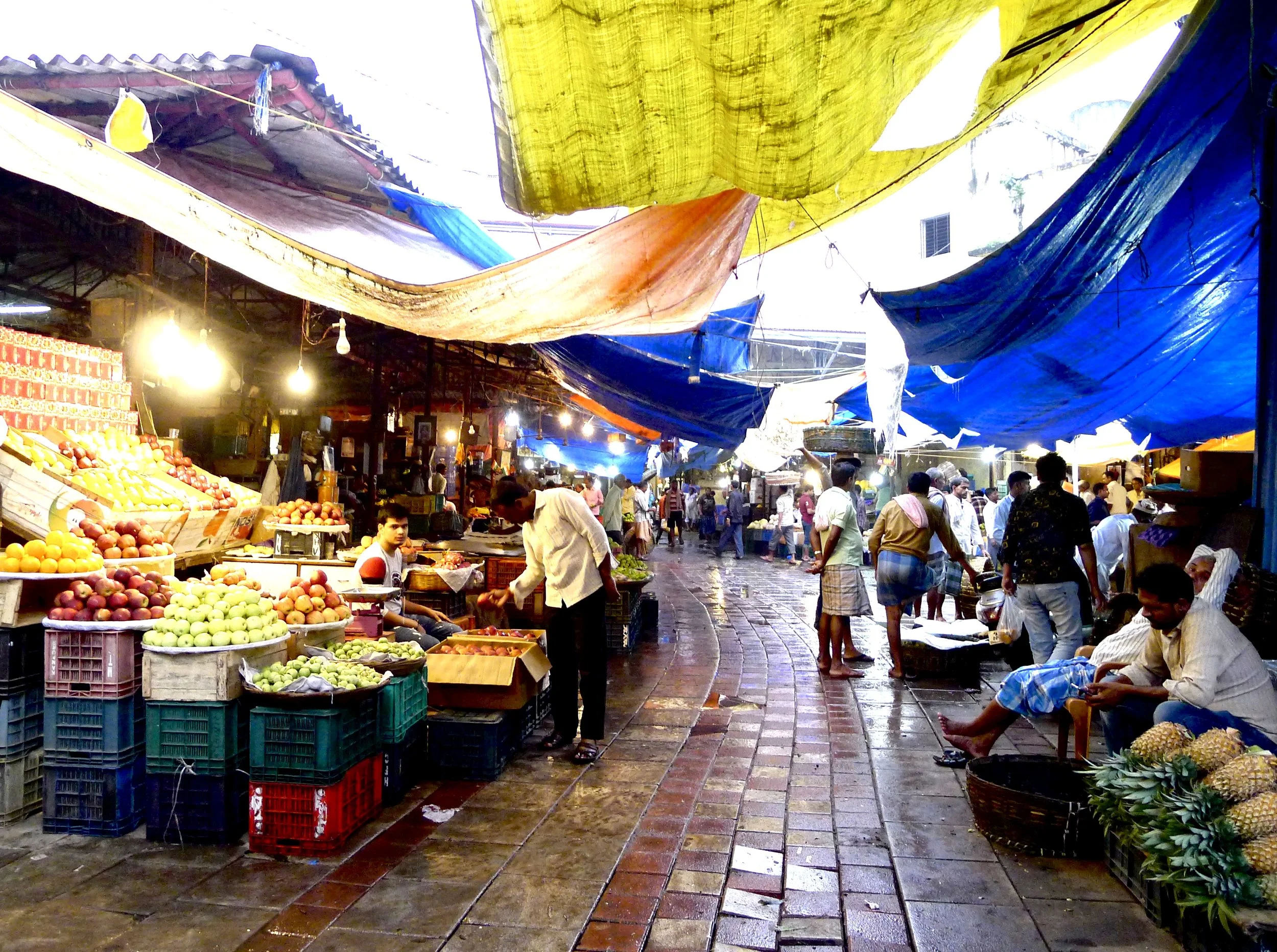 MUMBAI: Food market 