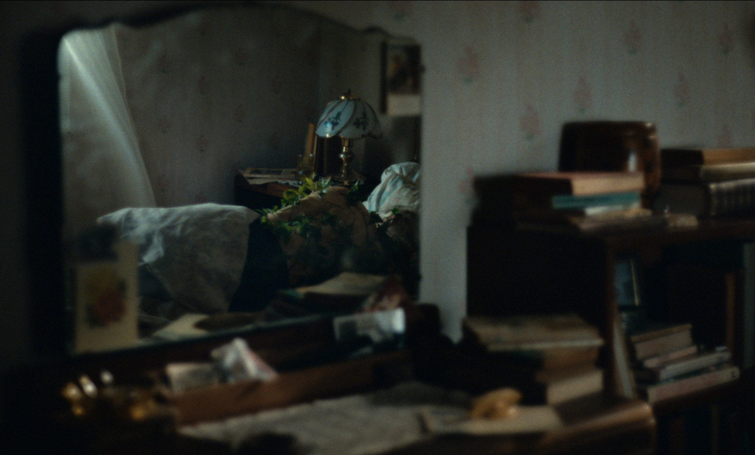 BULB_STILL_28.png