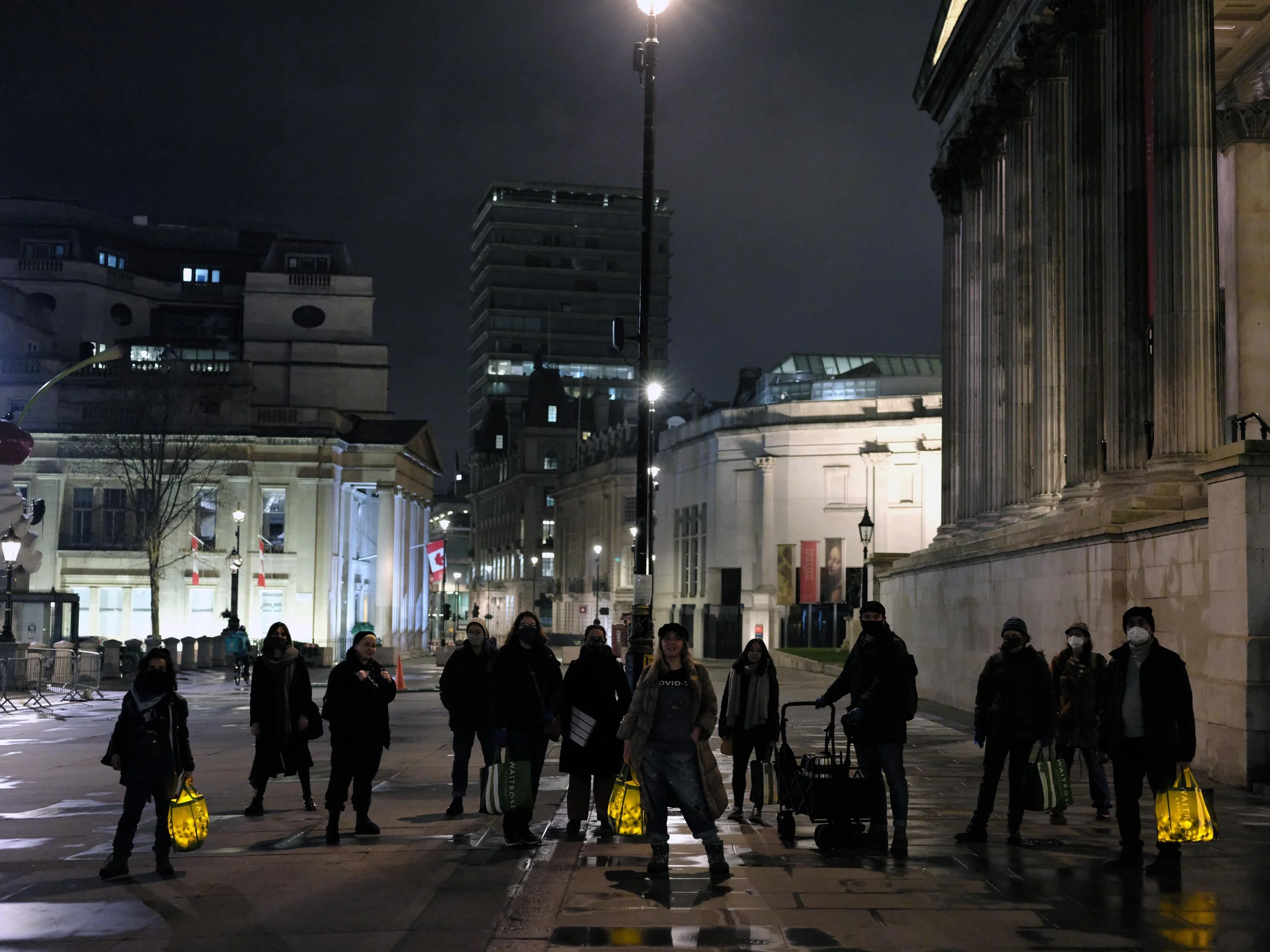 homeless-taskforce-crew-outside-national-portrait-gallery-in-lockdown .jpg