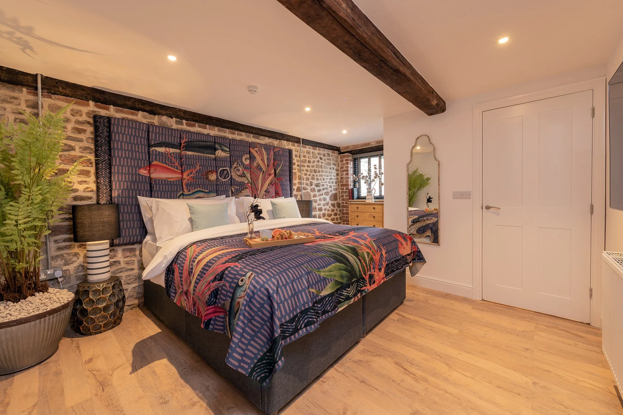 The Corn Crib Hesdin Estate Holiday House for Groups Sleeps 20