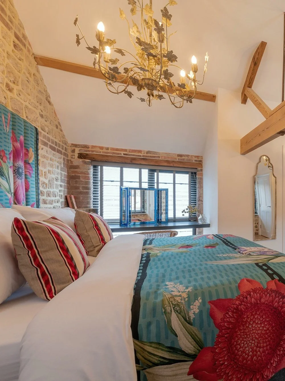 Prices and Availability — Hesdin