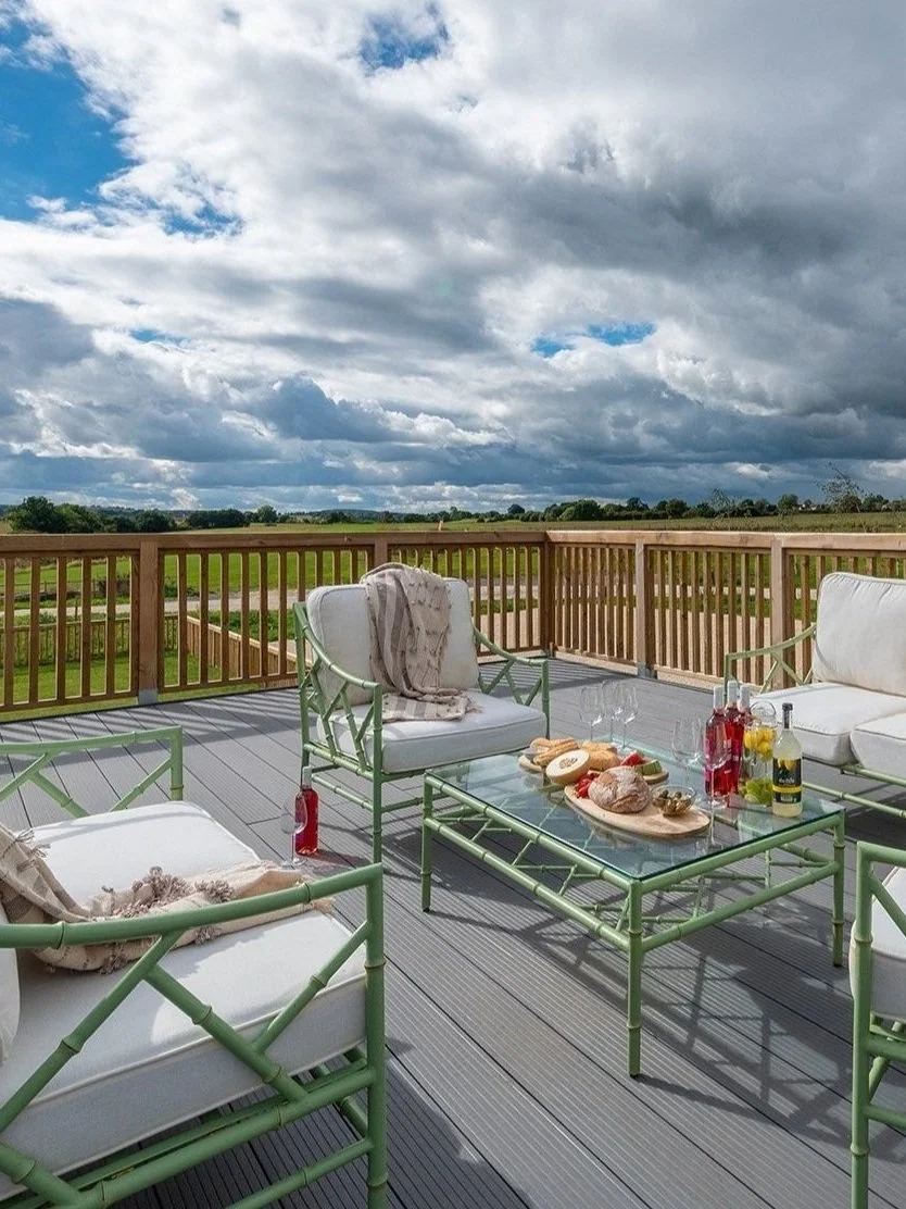 the-corn-crib-wiltshire-home-holiday-accomodation-sleeps-12.jpg