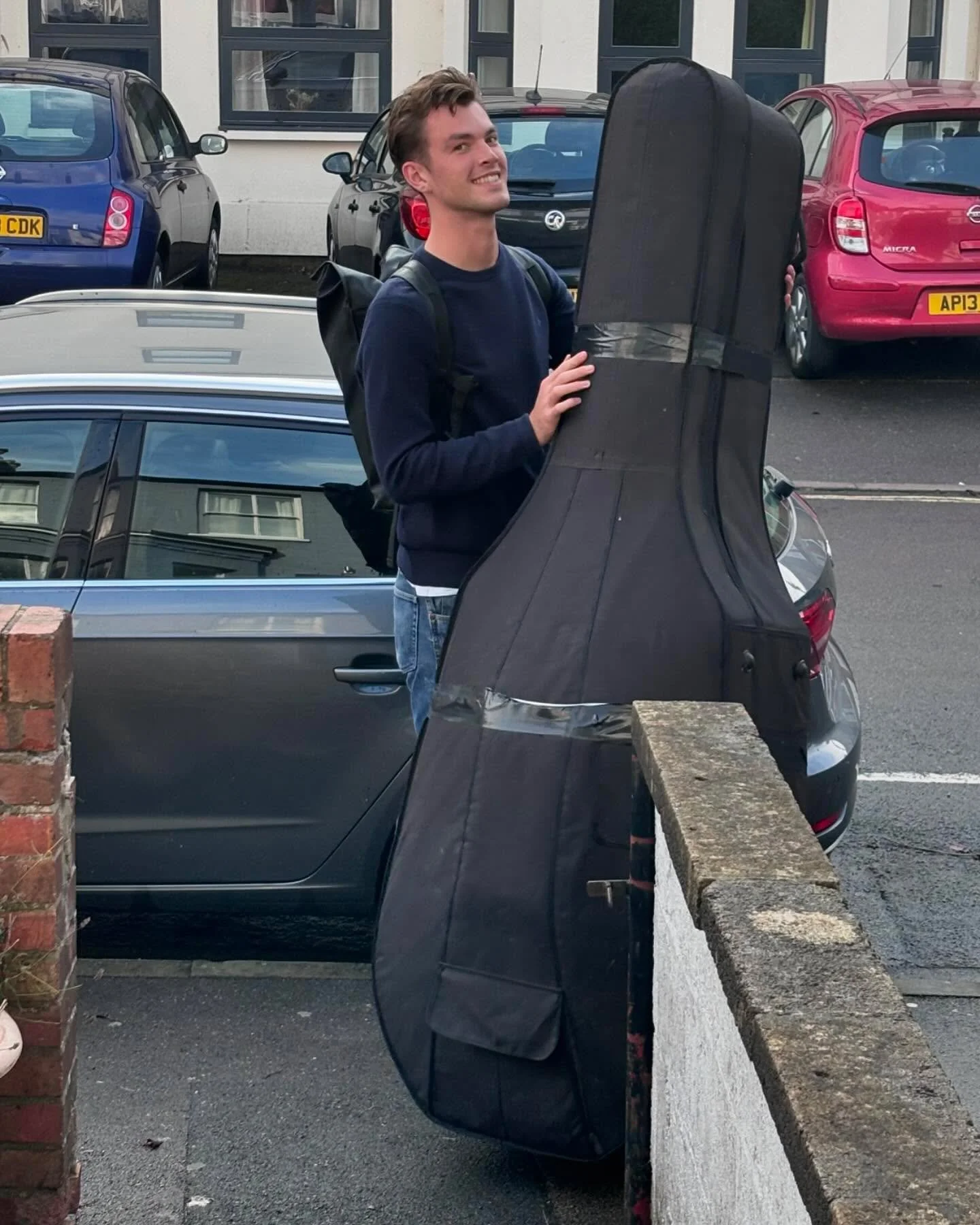 And with that it was all over.

OxCanalFest 24 is over and packed up for another two years.
Exhausted (and a bit soggy from dismantling in the rain today). Luckily we had brilliant sun yesterday after a slightly damp start. Canal Laureate given sever