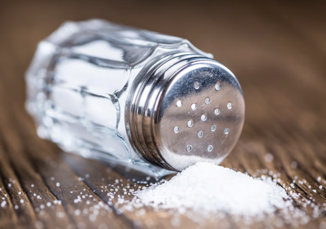 8 Foods and Drinks That Are Full of Plastic (How Many Do You Eat?)