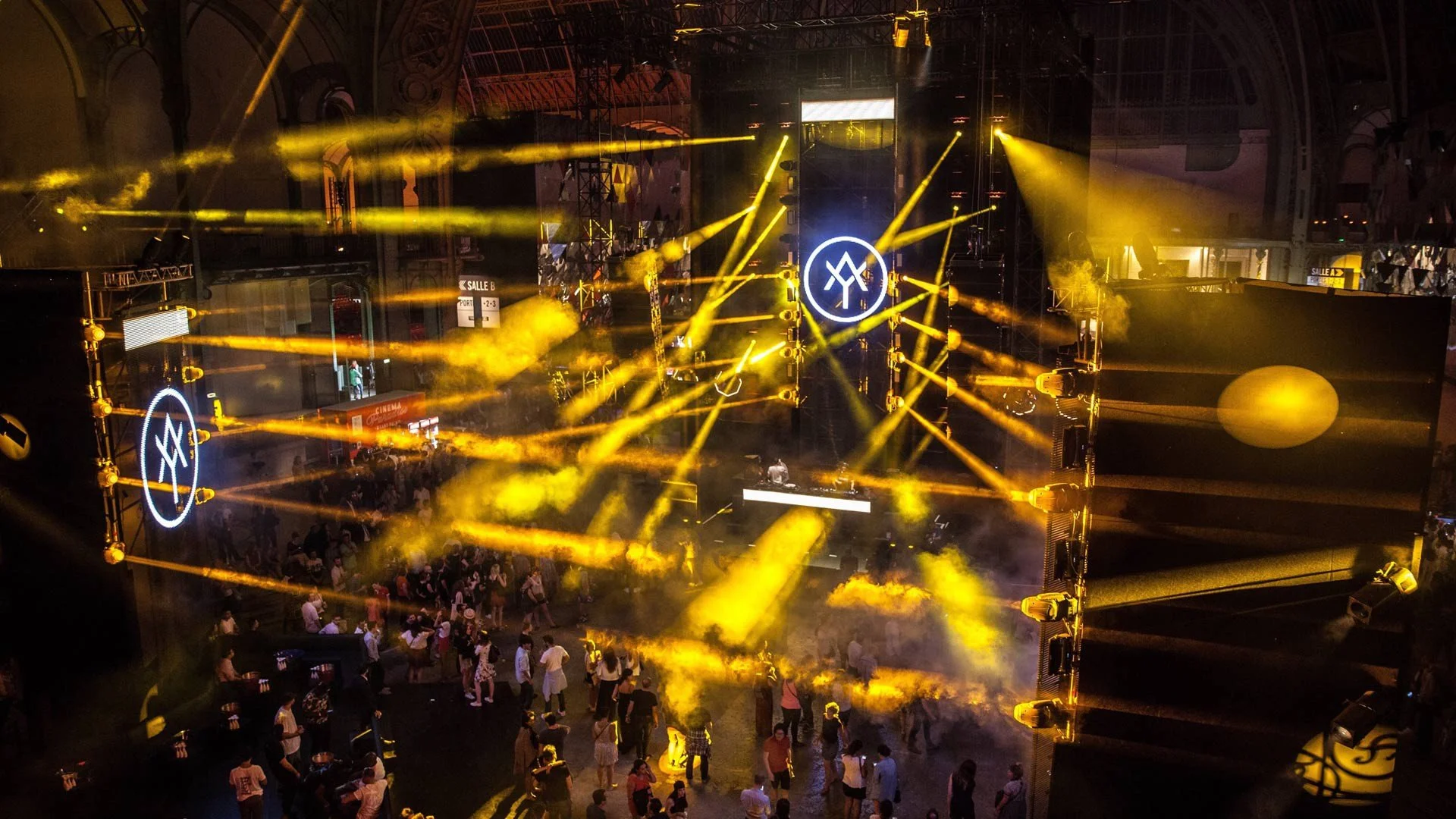 SUPERCLUB_03-1920x1080.jpg