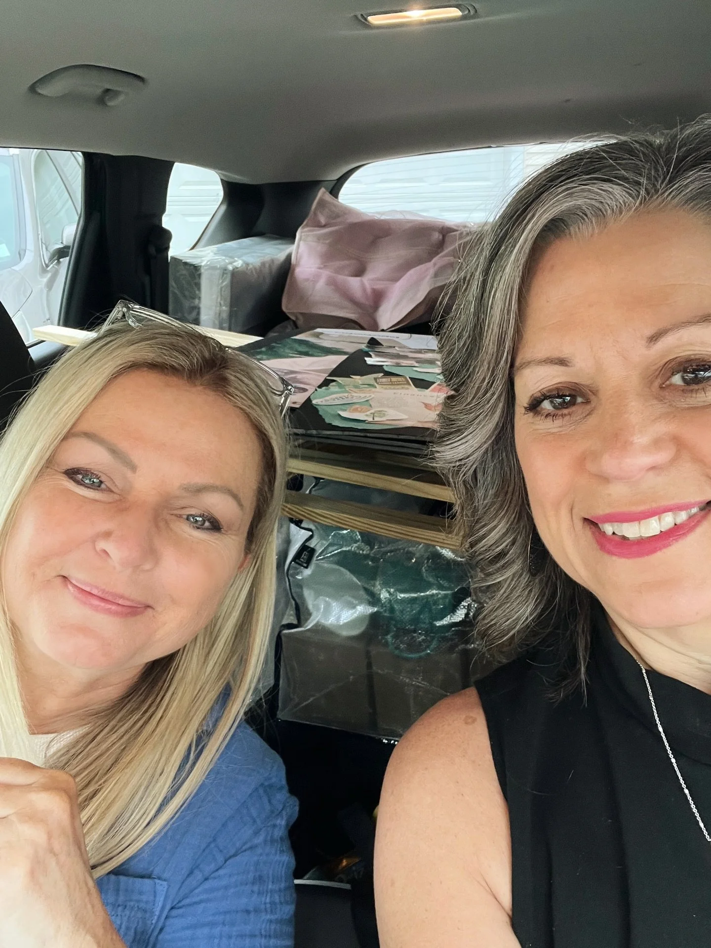 We&rsquo;re heading out for a few special days with @rootedsistersofficial &hellip; and before we go, we wanted to invite you into this moment with us. 🤍

Would you pray with us?

✈️ 🚘 For safe travels to and from
✨ For God to order every step
💛 F