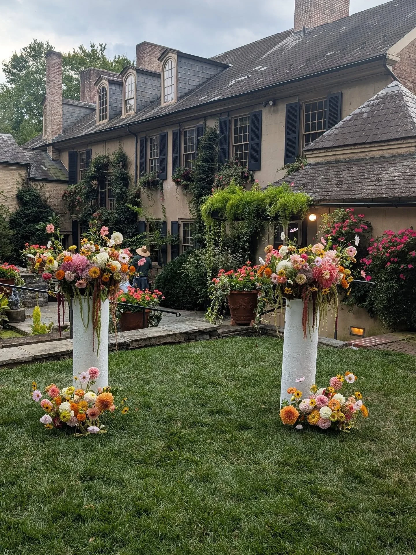 Rachel and Almir's wedding @conestogahouseandgardens was one for the books. A really special celebration of a long time love set to the tune of the prettiest slice of land in Lancaster and a dream of a vendor team. Add an epic downpour and you have a