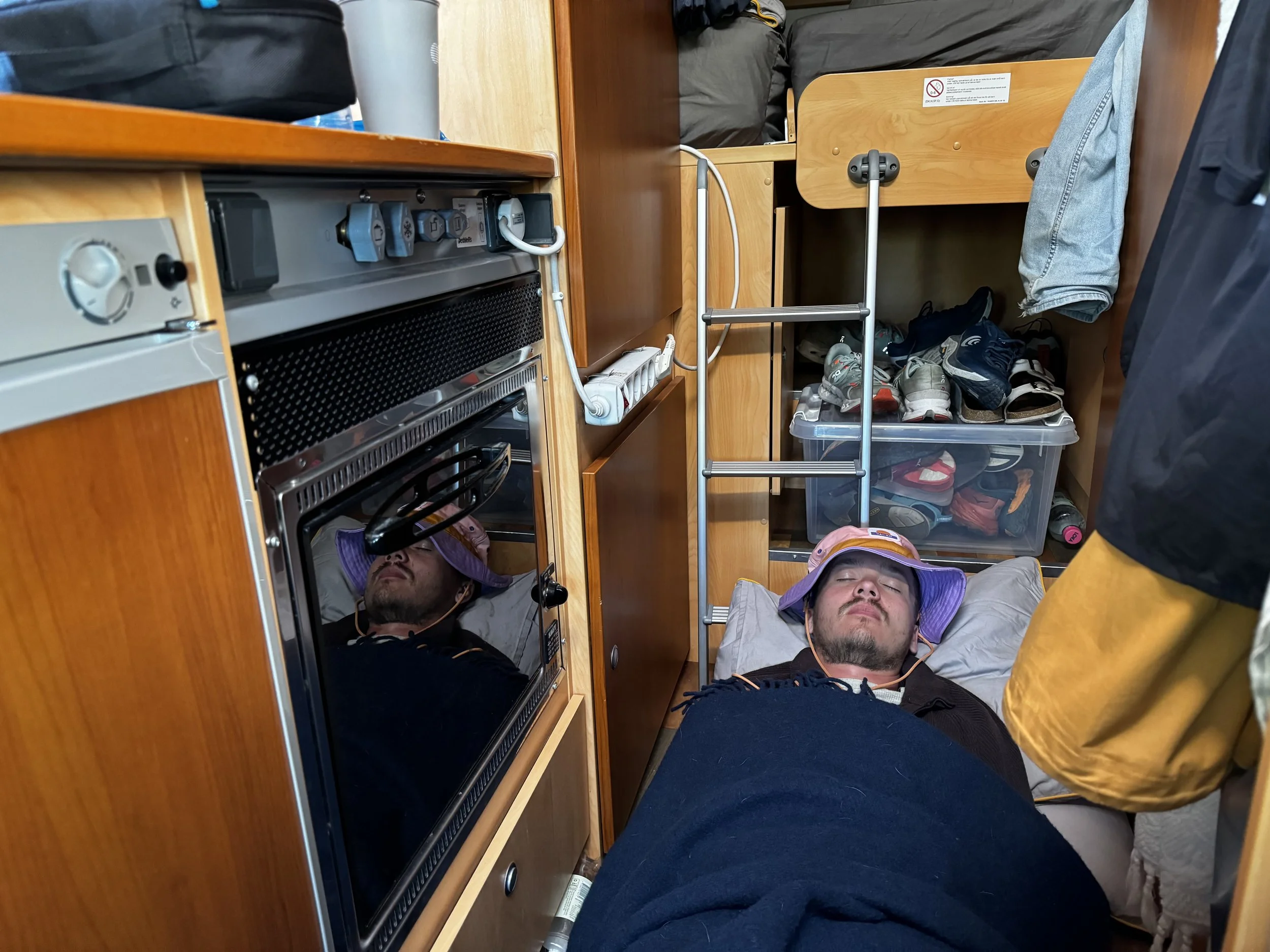 Jonas Ehnroth Genom Sverige 2024 sleeping